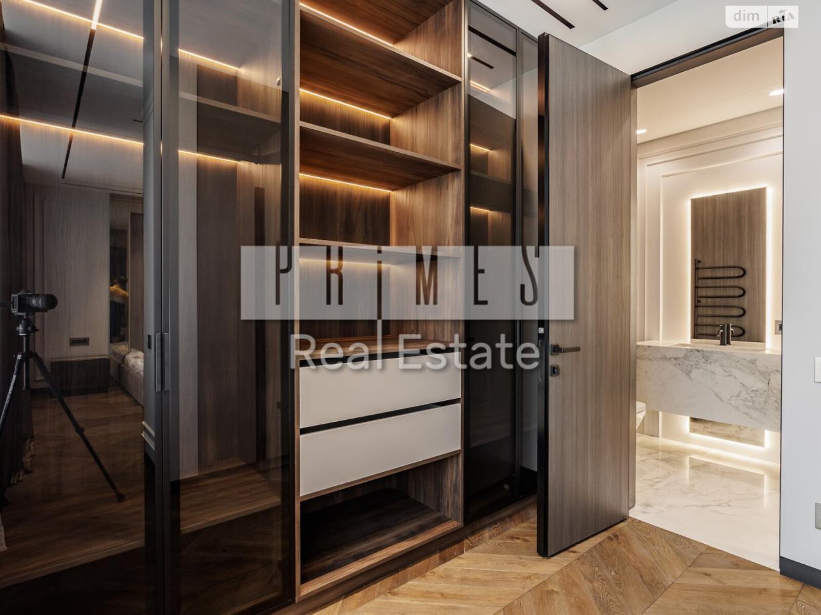 Продажа четырехкомнатной квартиры в Киеве, на ул. Андрея Верхогляда 17В, район Черная Гора фото 1 Продажа четырехкомнатной квартиры в Киеве, на ул. Андрея Верхогляда 17В, район Черная Гора фото 1