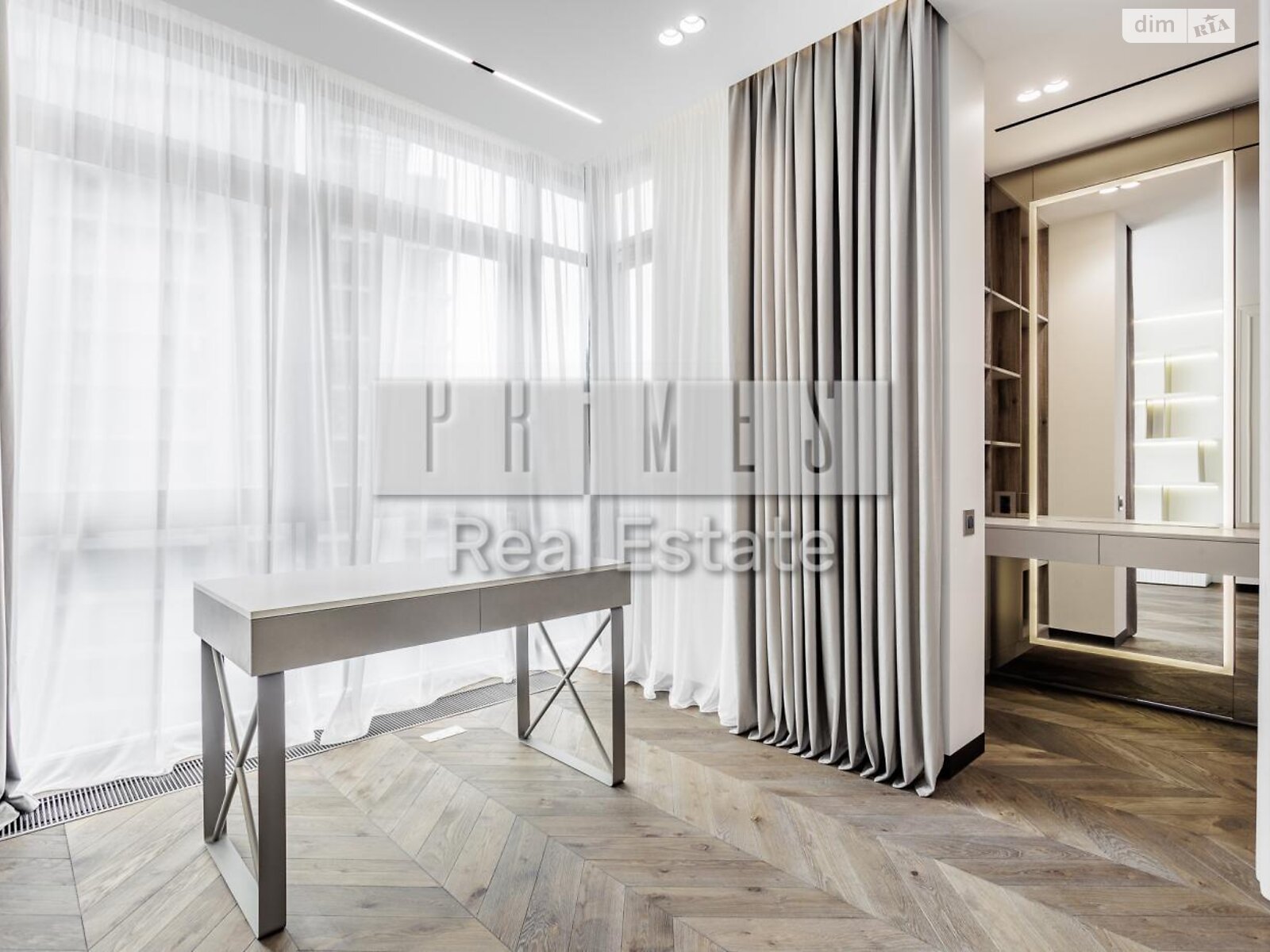 Продажа четырехкомнатной квартиры в Киеве, на ул. Андрея Верхогляда 17В, район Черная Гора фото 1 Продажа четырехкомнатной квартиры в Киеве, на ул. Андрея Верхогляда 17В, район Черная Гора фото 1