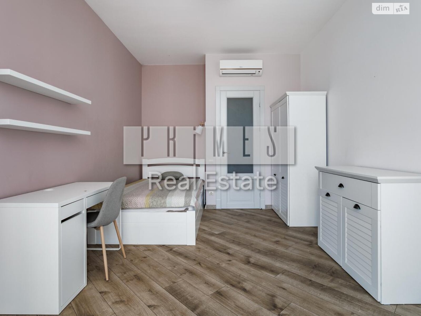 Продажа четырехкомнатной квартиры в Киеве, на ул. Андрея Верхогляда 11В, район Черная Гора фото 1 Продажа четырехкомнатной квартиры в Киеве, на ул. Андрея Верхогляда 11В, район Черная Гора фото 1