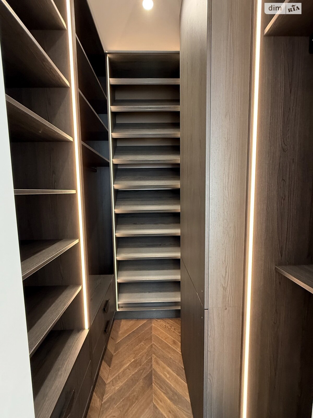 Продажа однокомнатной квартиры в Киеве, на ул. Андрея Верхогляда 19А, район Черная Гора фото 1