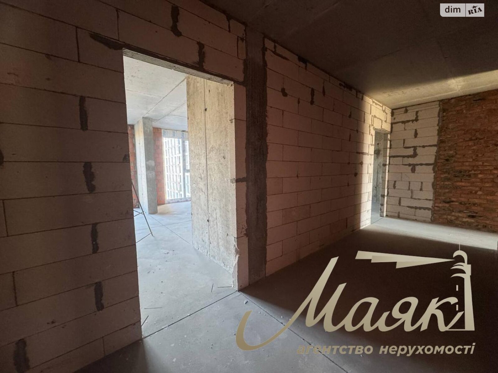 Продажа трехкомнатной квартиры в Киеве, на ул. Андрея Верхогляда 30, район Черная Гора фото 1 Продажа трехкомнатной квартиры в Киеве, на ул. Андрея Верхогляда 30, район Черная Гора фото 1