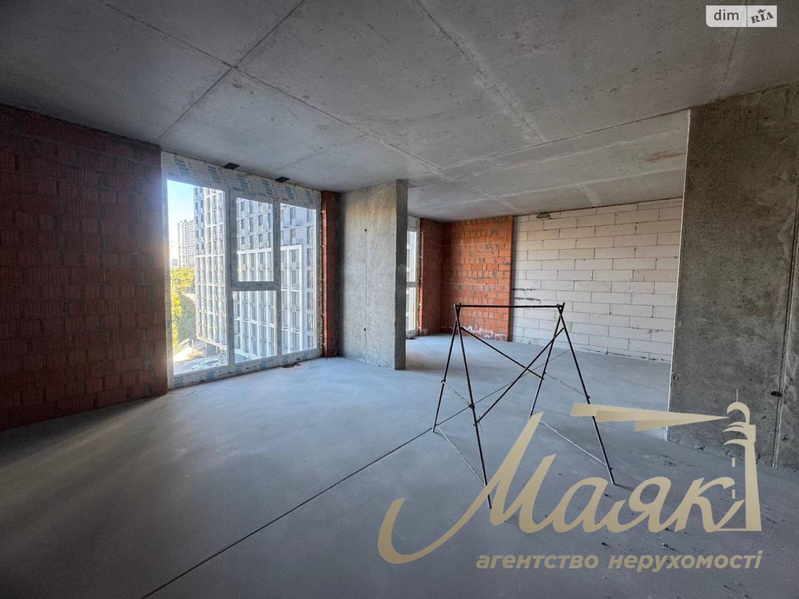 Продажа трехкомнатной квартиры в Киеве, на ул. Андрея Верхогляда 30, район Черная Гора фото 1 Продажа трехкомнатной квартиры в Киеве, на ул. Андрея Верхогляда 30, район Черная Гора фото 1