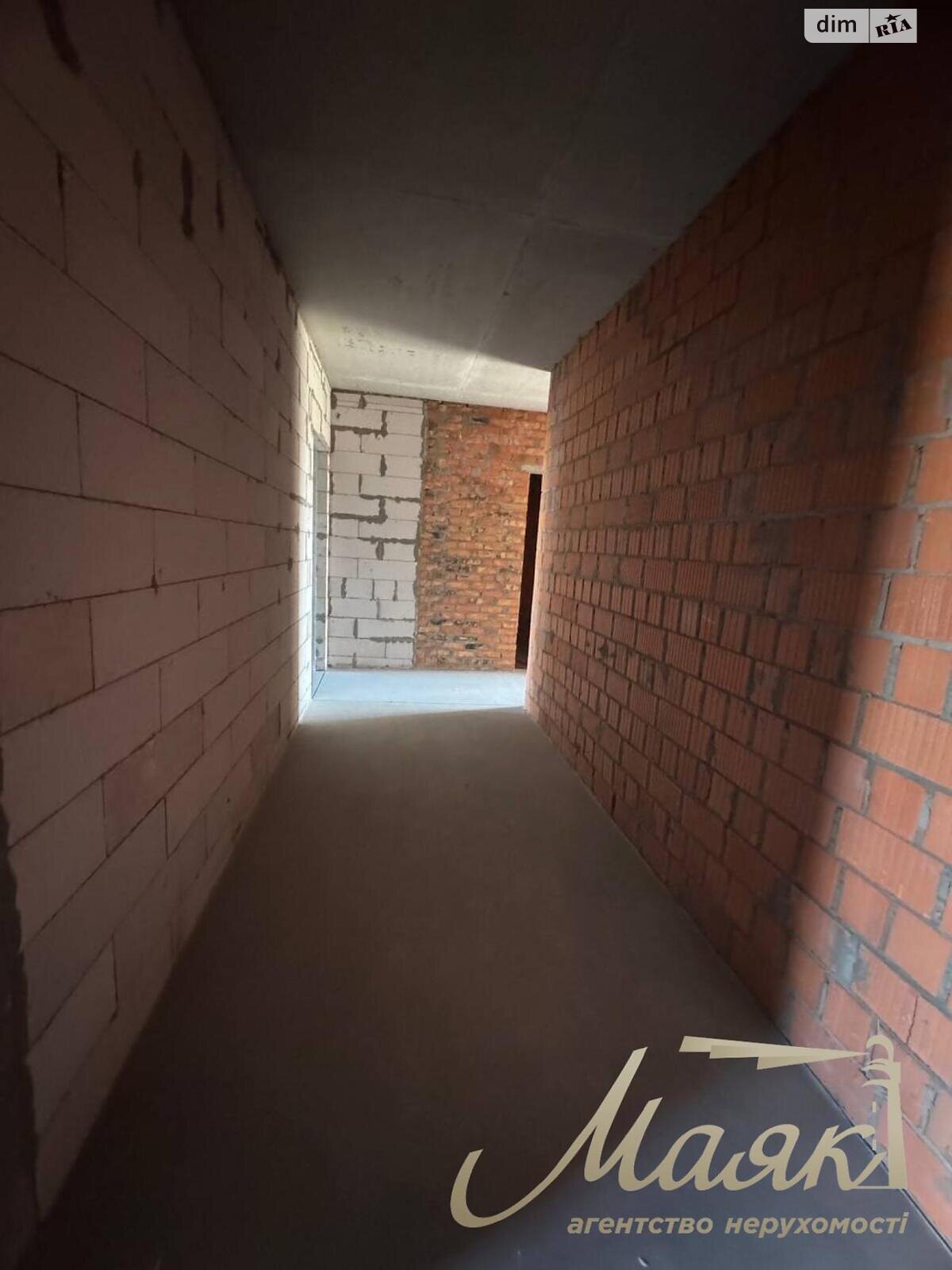 Продажа трехкомнатной квартиры в Киеве, на ул. Андрея Верхогляда 30, район Черная Гора фото 1 Продажа трехкомнатной квартиры в Киеве, на ул. Андрея Верхогляда 30, район Черная Гора фото 1