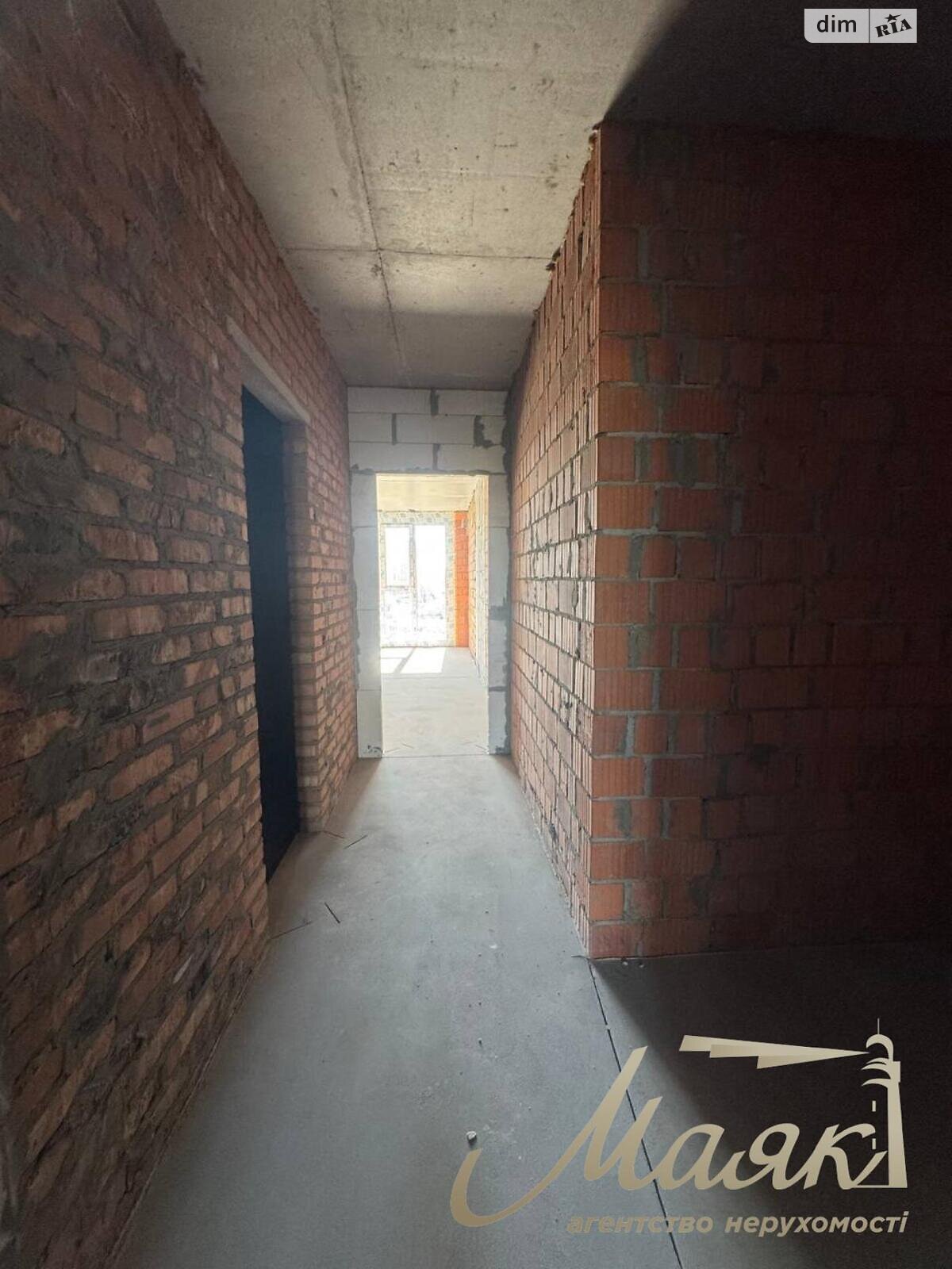 Продажа трехкомнатной квартиры в Киеве, на ул. Андрея Верхогляда 30, район Черная Гора фото 1 Продажа трехкомнатной квартиры в Киеве, на ул. Андрея Верхогляда 30, район Черная Гора фото 1