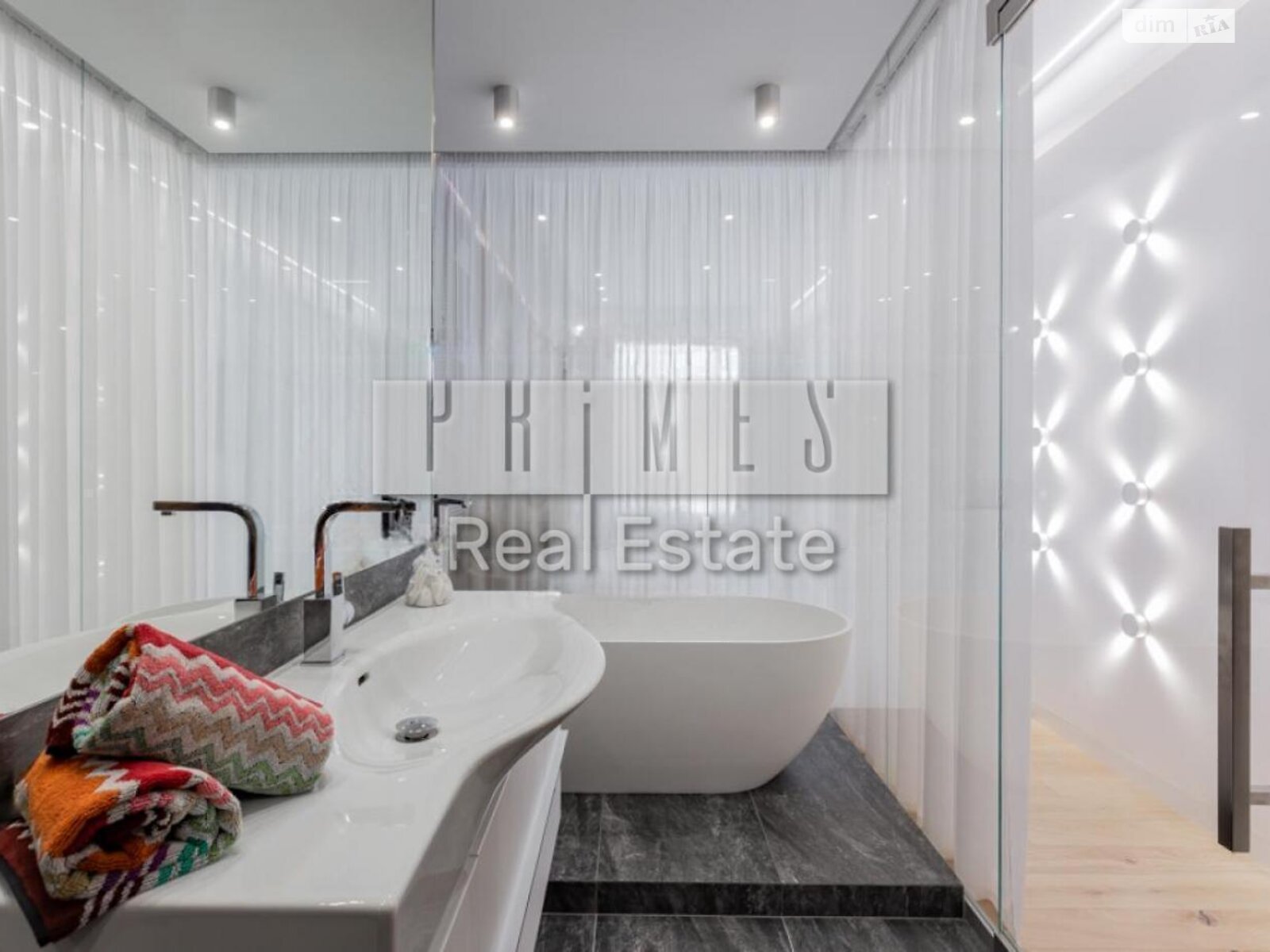 Продажа трехкомнатной квартиры в Киеве, на ул. Андрея Верхогляда 17, район Черная Гора фото 1