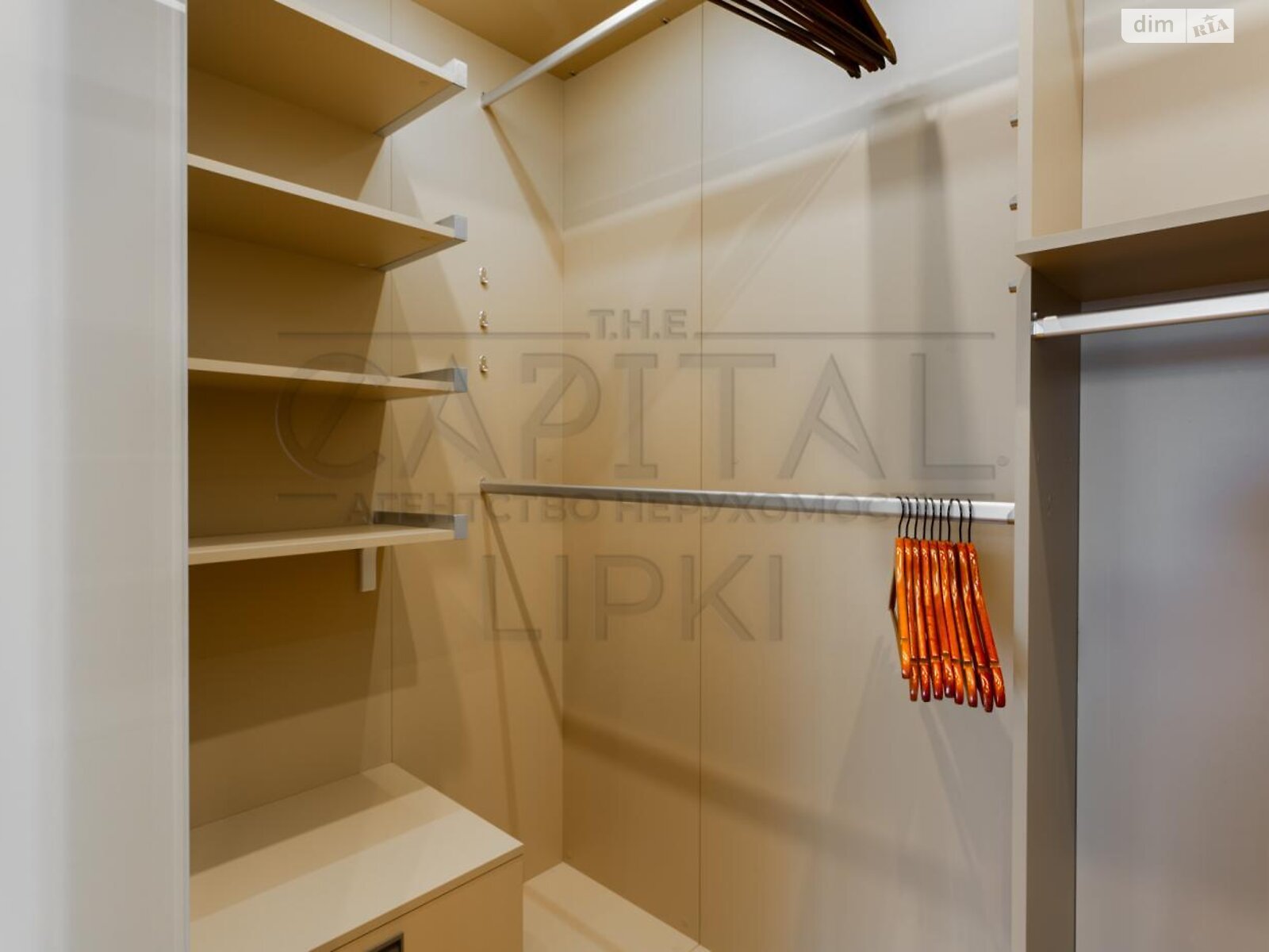 Продаж чотирикімнатної квартири в Києві, на вул. Андрія Верхогляда 20, район Чорна Гора фото 1 Продаж чотирикімнатної квартири в Києві, на вул. Андрія Верхогляда 20, район Чорна Гора фото 1