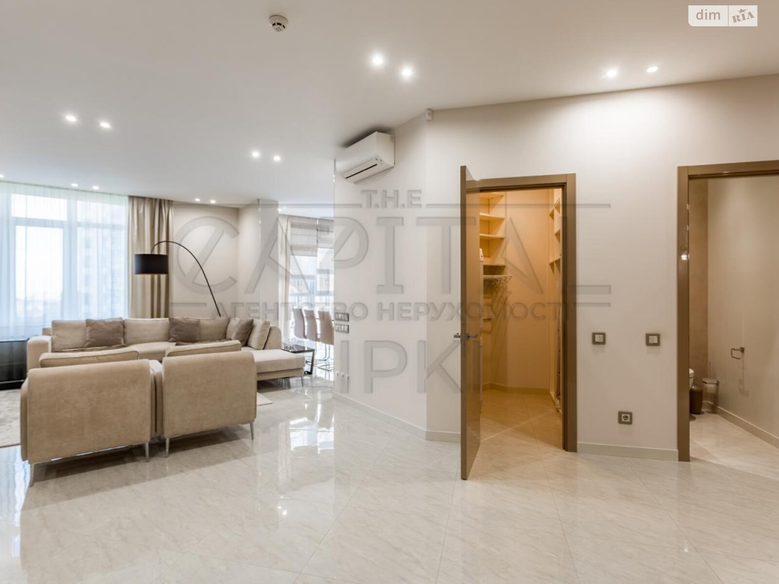 Продаж чотирикімнатної квартири в Києві, на вул. Андрія Верхогляда 20, район Чорна Гора фото 1 Продаж чотирикімнатної квартири в Києві, на вул. Андрія Верхогляда 20, район Чорна Гора фото 1