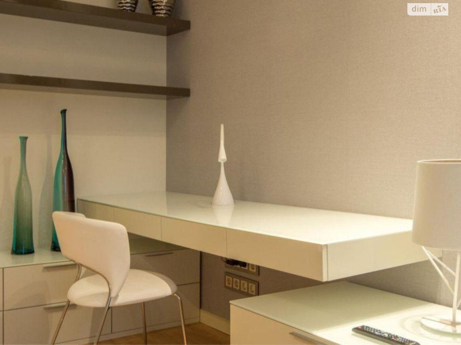 Продажа четырехкомнатной квартиры в Киеве, на ул. Андрея Верхогляда 20, район Черная Гора фото 1 Продажа четырехкомнатной квартиры в Киеве, на ул. Андрея Верхогляда 20, район Черная Гора фото 1