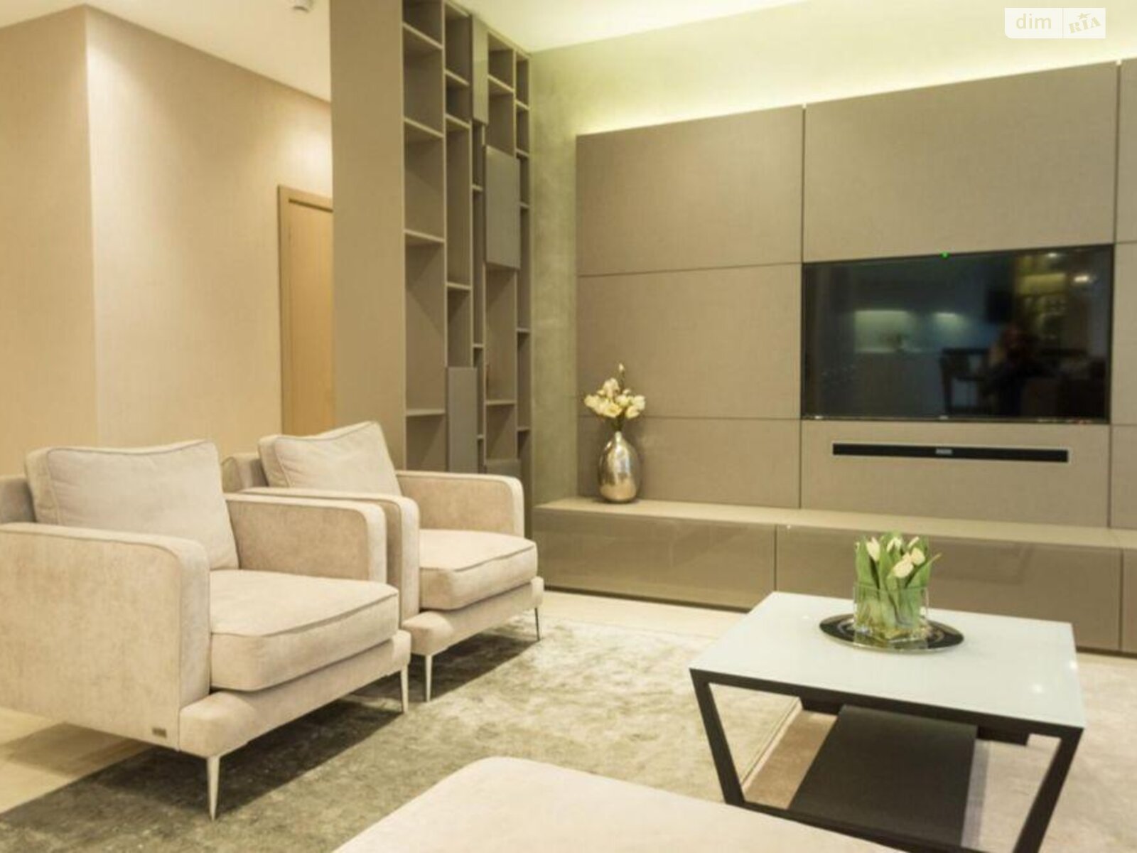 Продажа четырехкомнатной квартиры в Киеве, на ул. Андрея Верхогляда 20, район Черная Гора фото 1 Продажа четырехкомнатной квартиры в Киеве, на ул. Андрея Верхогляда 20, район Черная Гора фото 1