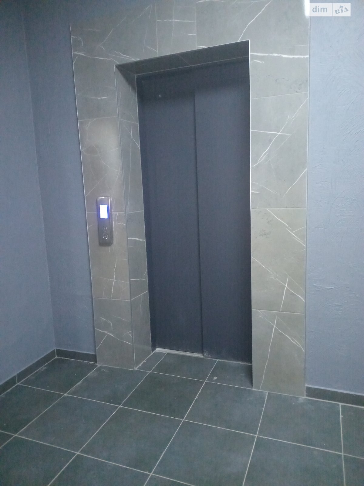 Продаж однокімнатної квартири в Києві, на вул. Андрія Верхогляда 14А, район Чорна Гора фото 1