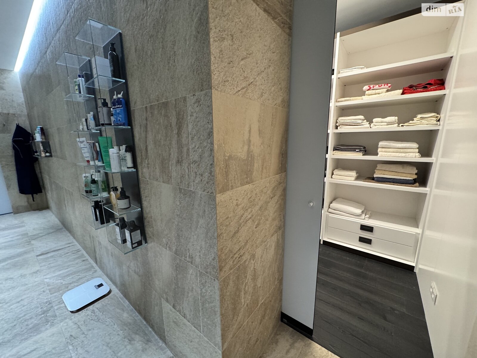 Продажа двухкомнатной квартиры в Киеве, на ул. Андрея Верхогляда 5, район Черная Гора фото 1