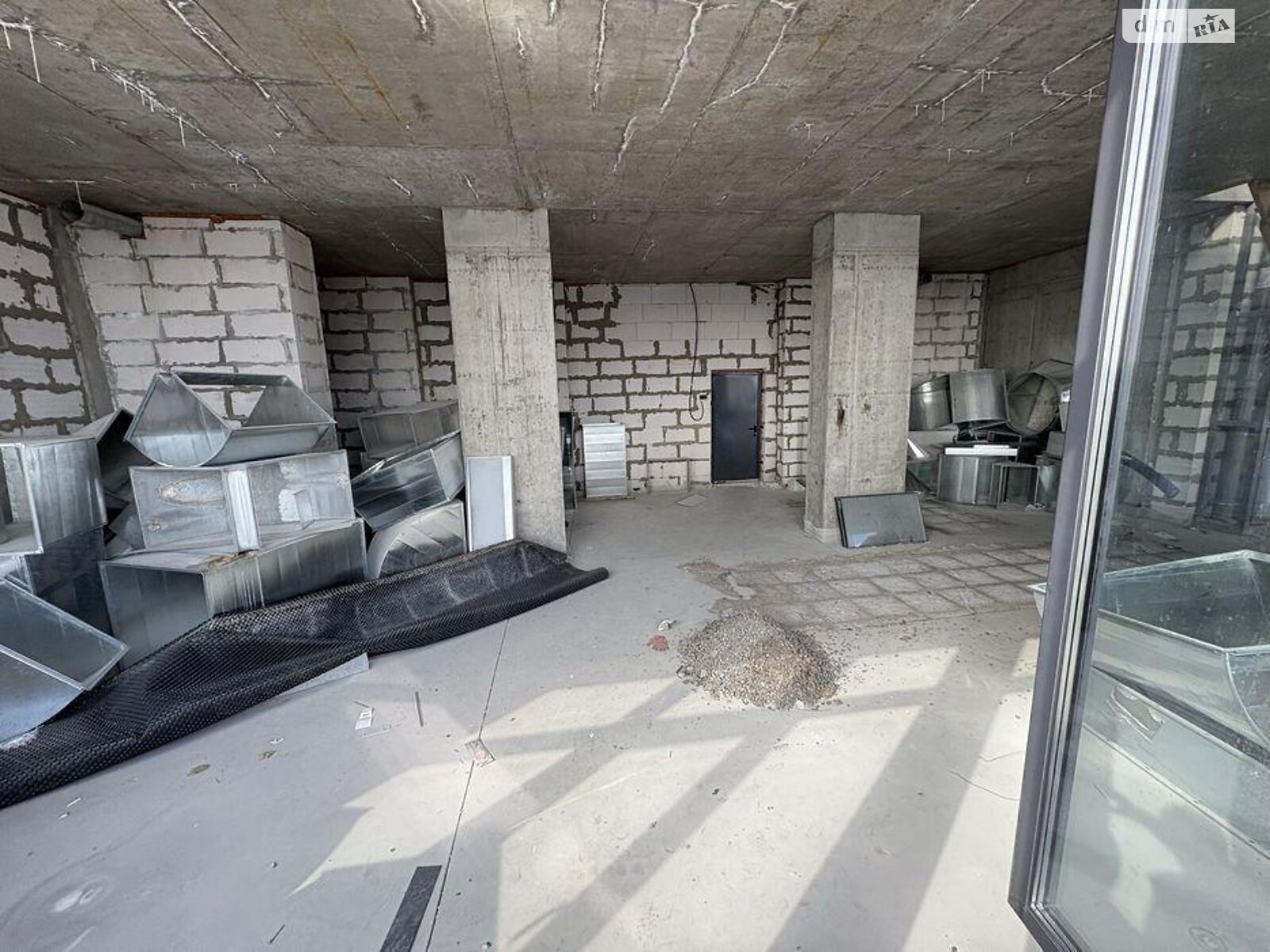 Продаж чотирикімнатної квартири в Києві, на вул. Андрія Верхогляда 4Б, район Чорна Гора фото 1