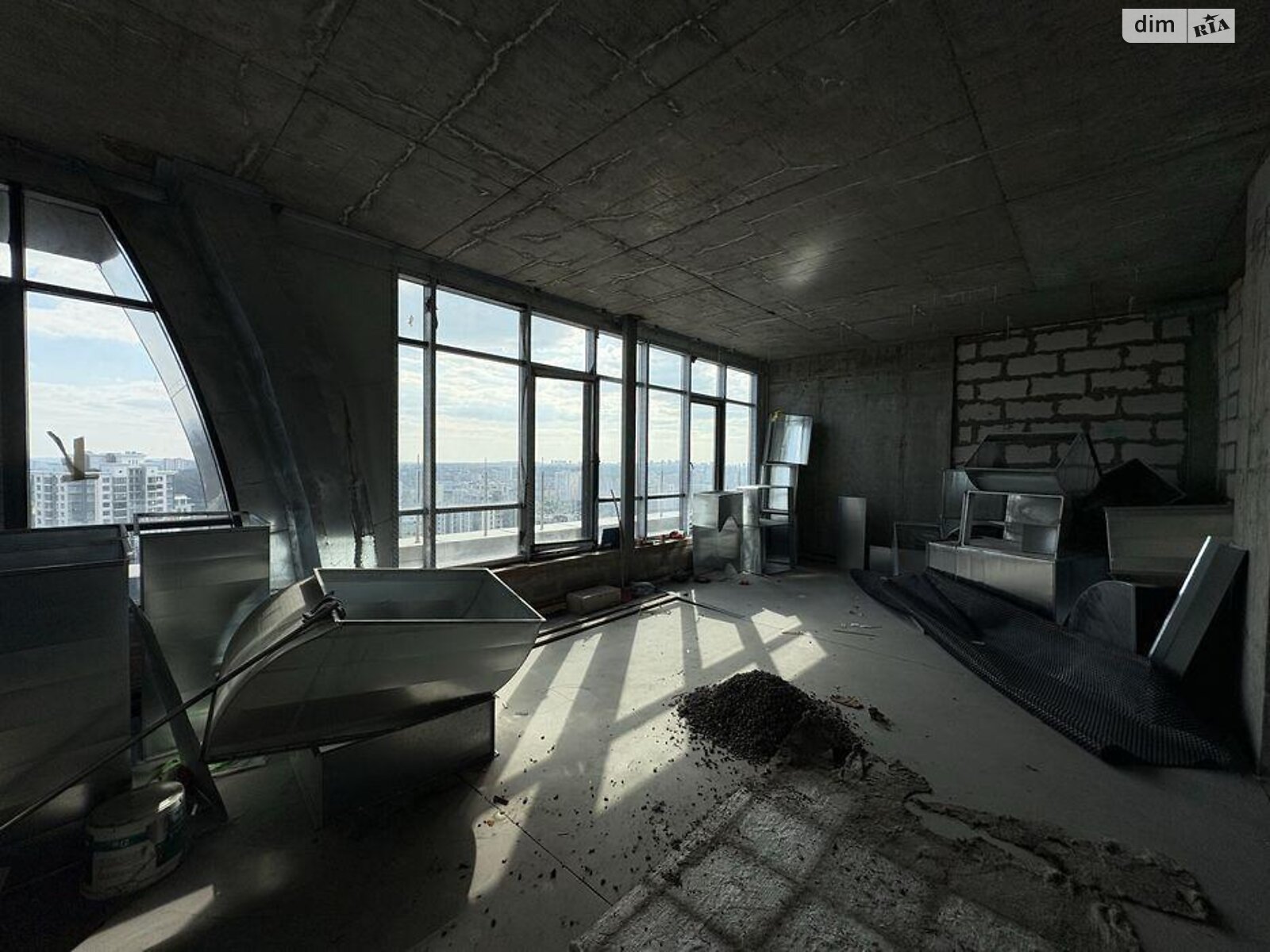 Продаж чотирикімнатної квартири в Києві, на вул. Андрія Верхогляда 4Б, район Чорна Гора фото 1