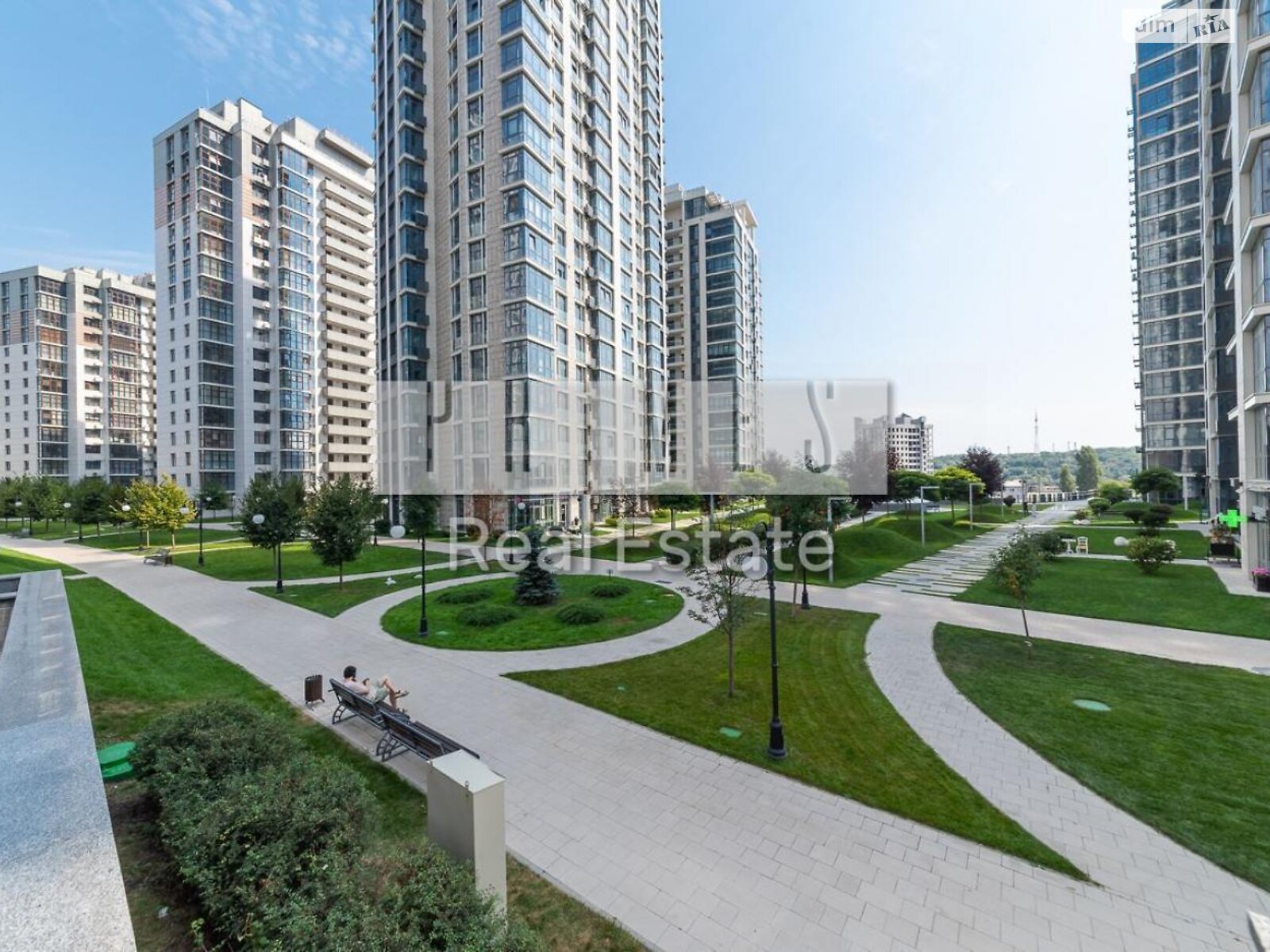 Продажа трехкомнатной квартиры в Киеве, на ул. Андрея Верхогляда 19Б, район Черная Гора фото 1