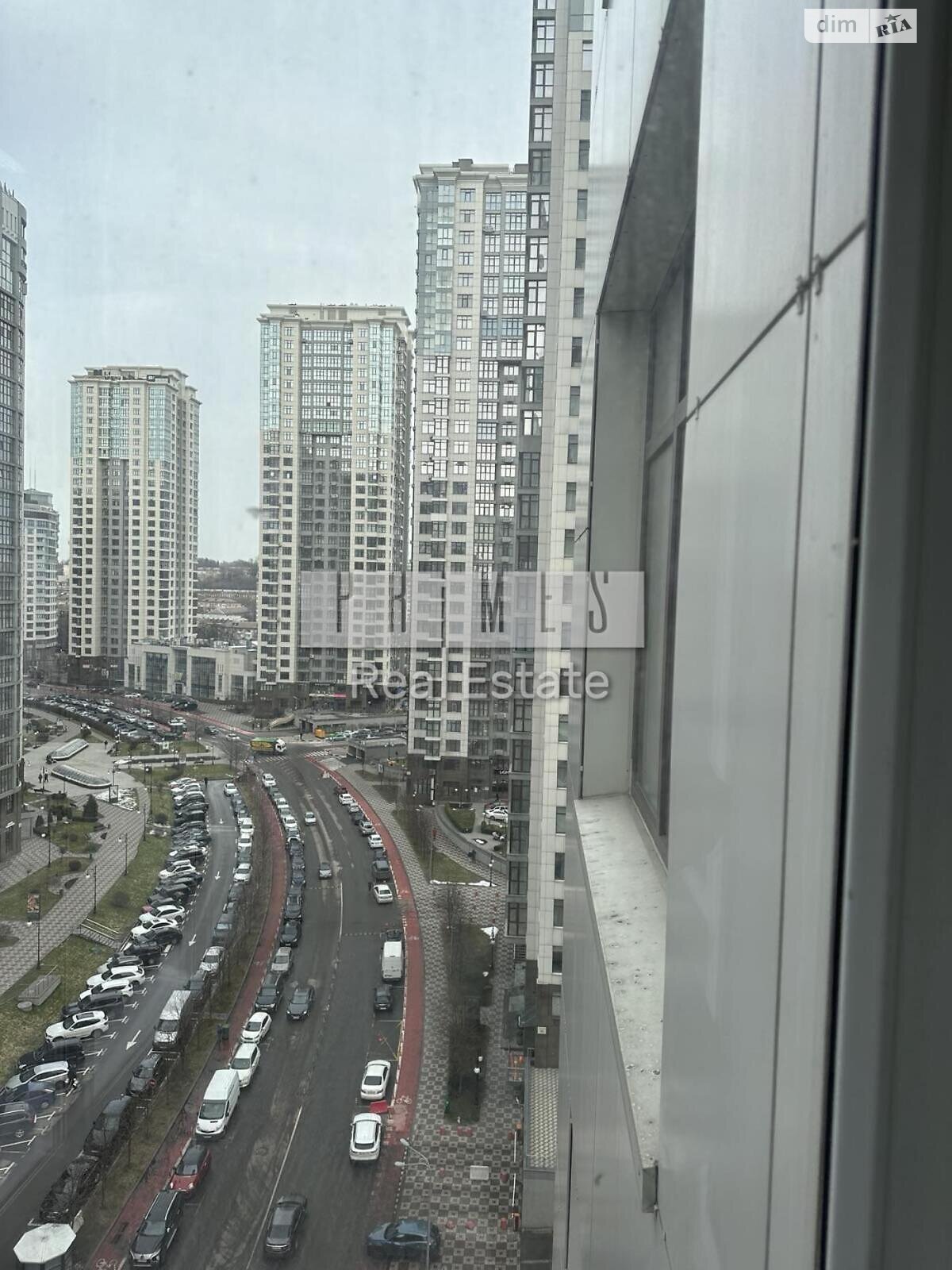 Продаж трикімнатної квартири в Києві, на вул. Андрія Верхогляда 17, район Чорна Гора фото 1