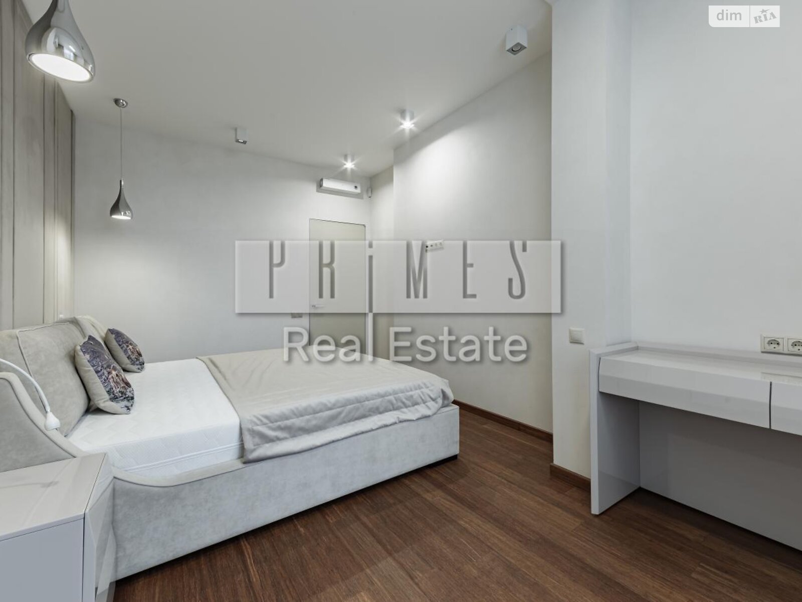 Продаж трикімнатної квартири в Києві, на вул. Андрія Верхогляда 20, район Чорна Гора фото 1