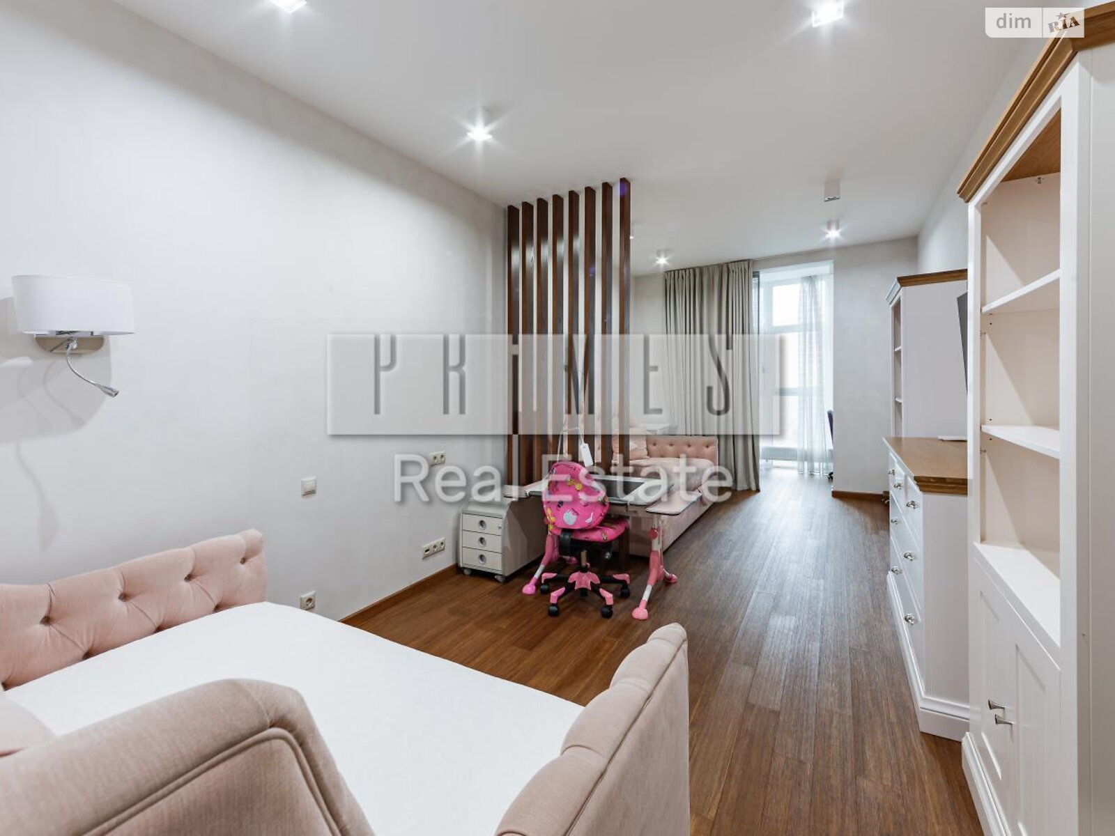 Продаж трикімнатної квартири в Києві, на вул. Андрія Верхогляда 20, район Чорна Гора фото 1