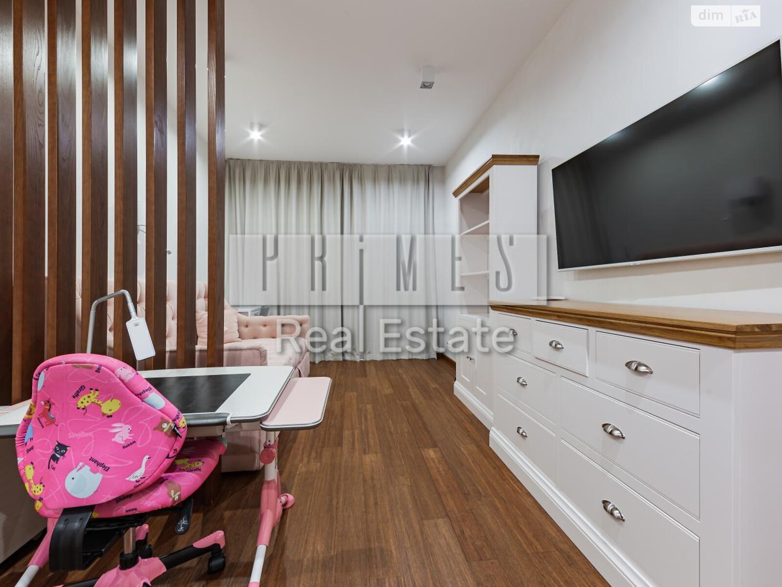 Продаж трикімнатної квартири в Києві, на вул. Андрія Верхогляда 20, район Чорна Гора фото 1