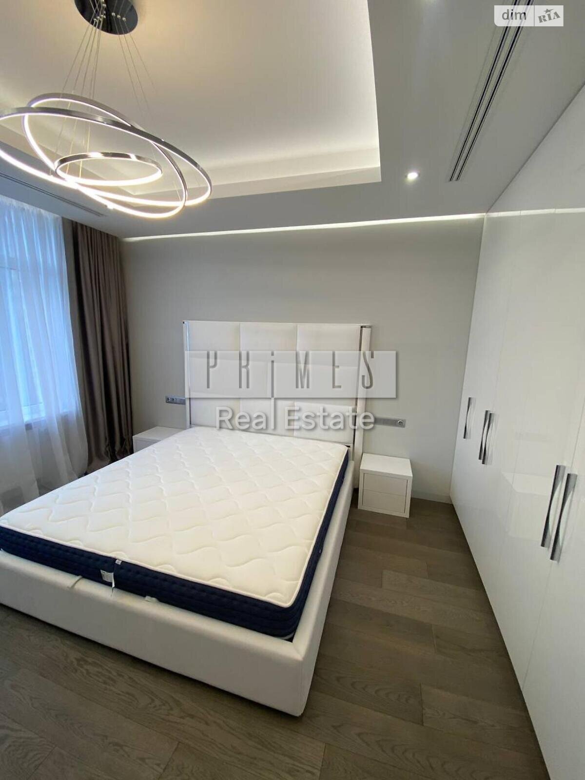 Продаж трикімнатної квартири в Києві, на вул. Андрія Верхогляда 17, район Чорна Гора фото 1