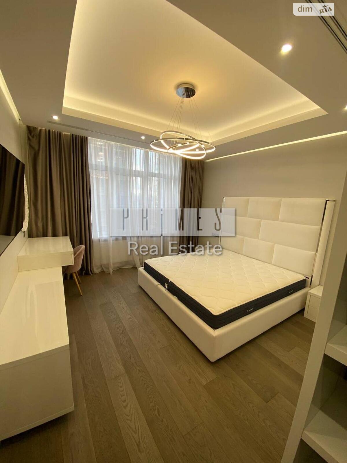 Продаж трикімнатної квартири в Києві, на вул. Андрія Верхогляда 17, район Чорна Гора фото 1