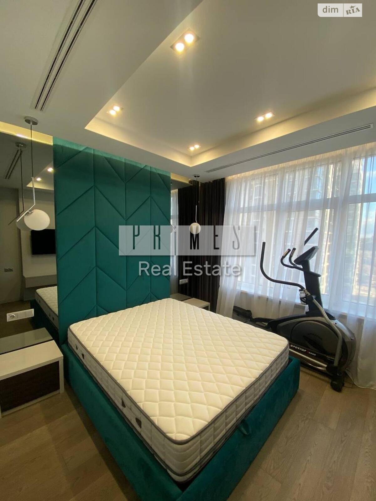 Продаж трикімнатної квартири в Києві, на вул. Андрія Верхогляда 17, район Чорна Гора фото 1