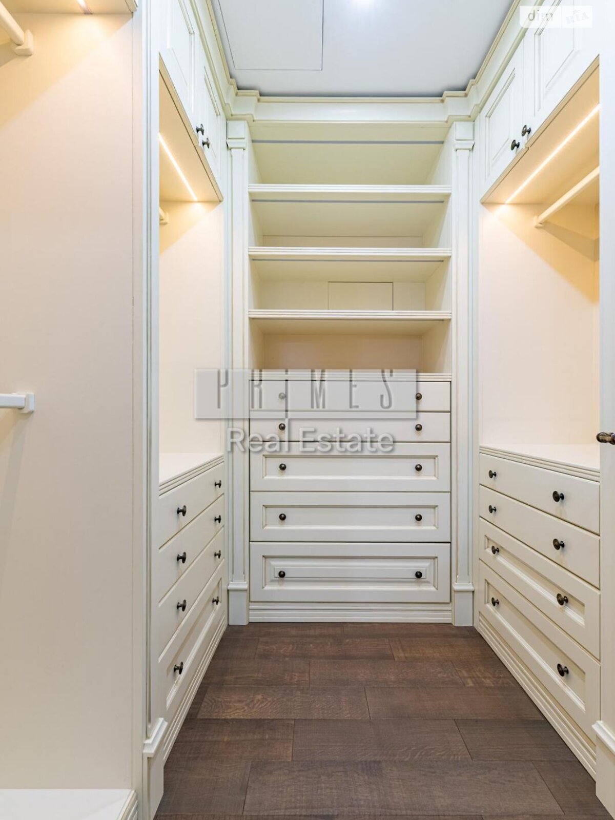 Продажа четырехкомнатной квартиры в Киеве, на ул. Андрея Верхогляда 12, район Черная Гора фото 1