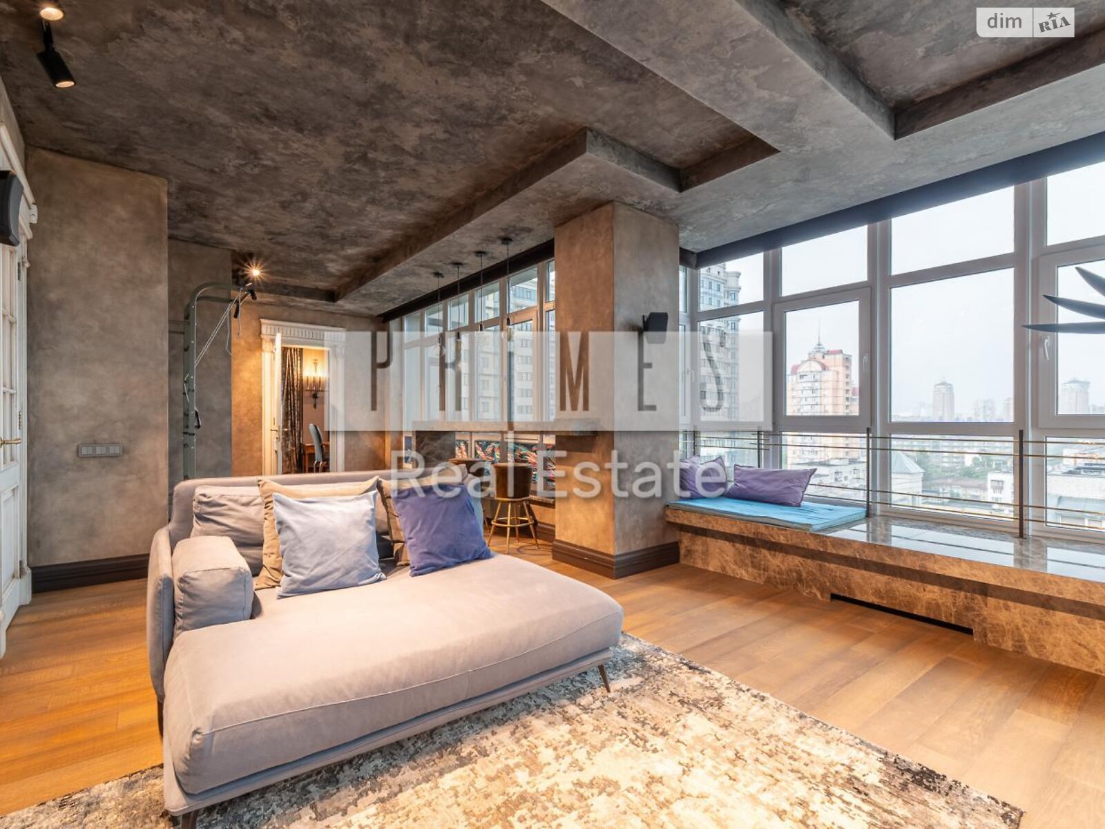 Продажа четырехкомнатной квартиры в Киеве, на ул. Андрея Верхогляда 12, район Черная Гора фото 1