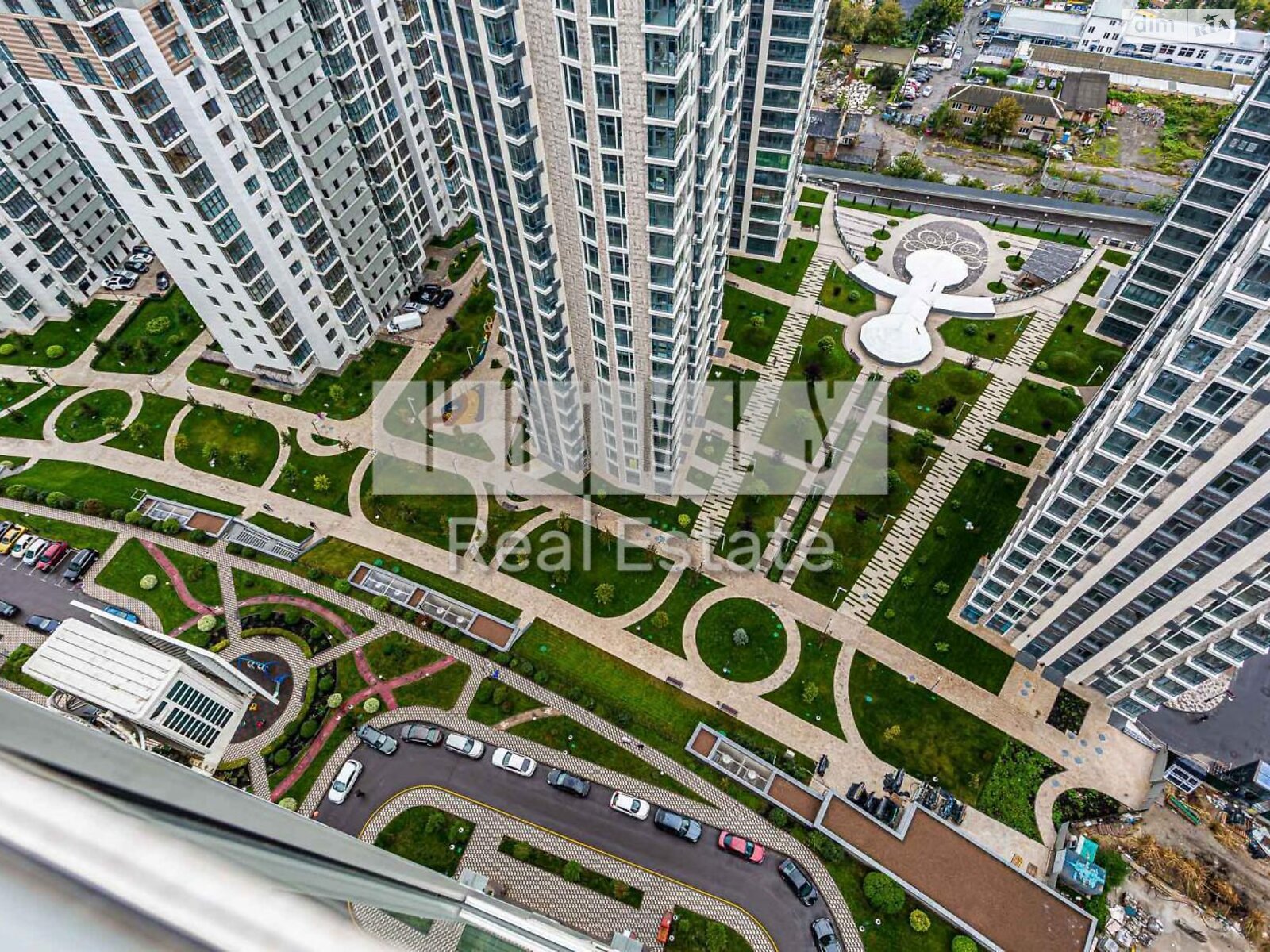 Продаж двокімнатної квартири в Києві, на вул. Андрія Верхогляда 17, район Чорна Гора фото 1