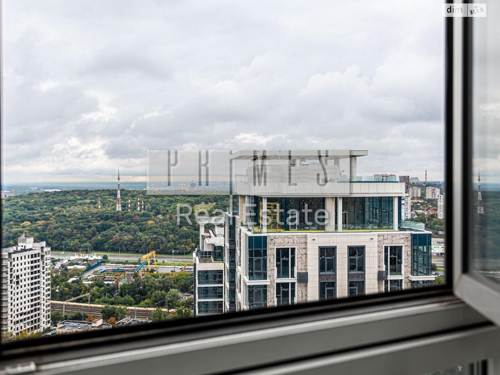 Продаж двокімнатної квартири в Києві, на вул. Андрія Верхогляда 17, район Чорна Гора фото 1