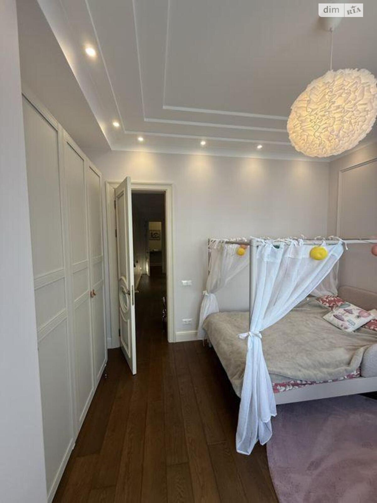 Продаж чотирикімнатної квартири в Києві, на вул. Андрія Верхогляда 12, район Чорна Гора фото 1