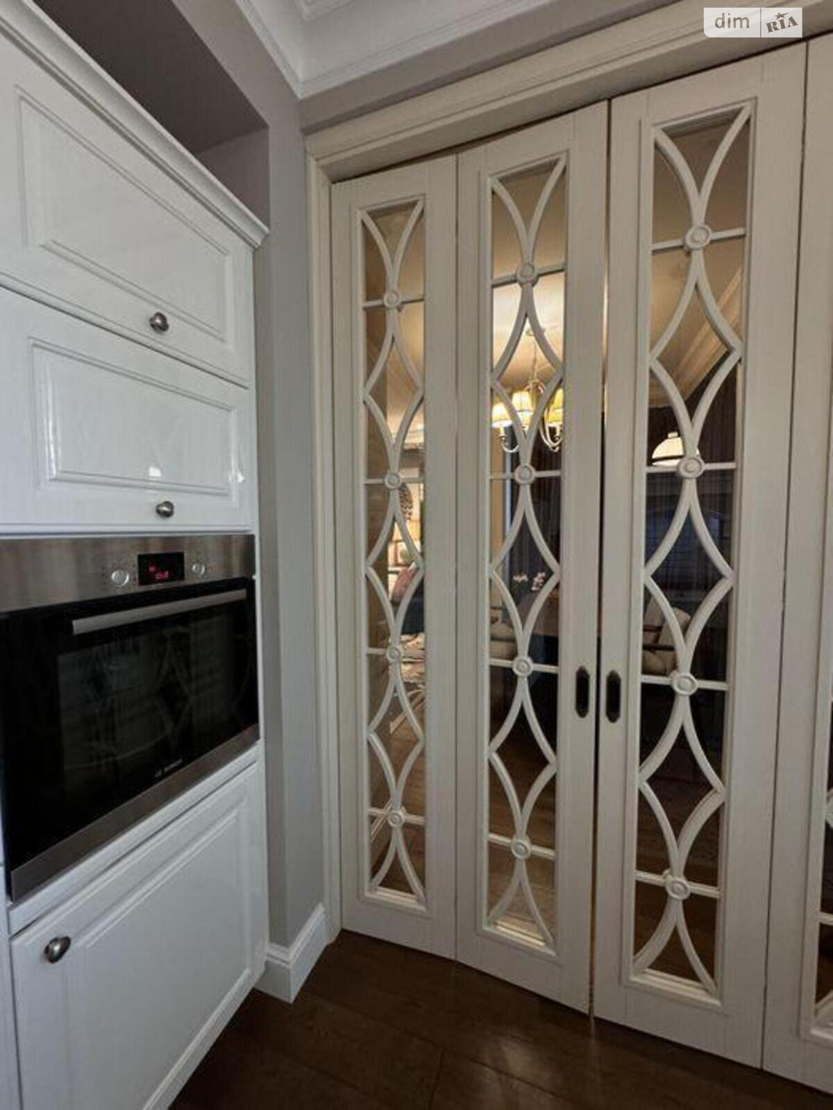 Продаж чотирикімнатної квартири в Києві, на вул. Андрія Верхогляда 12, район Чорна Гора фото 1