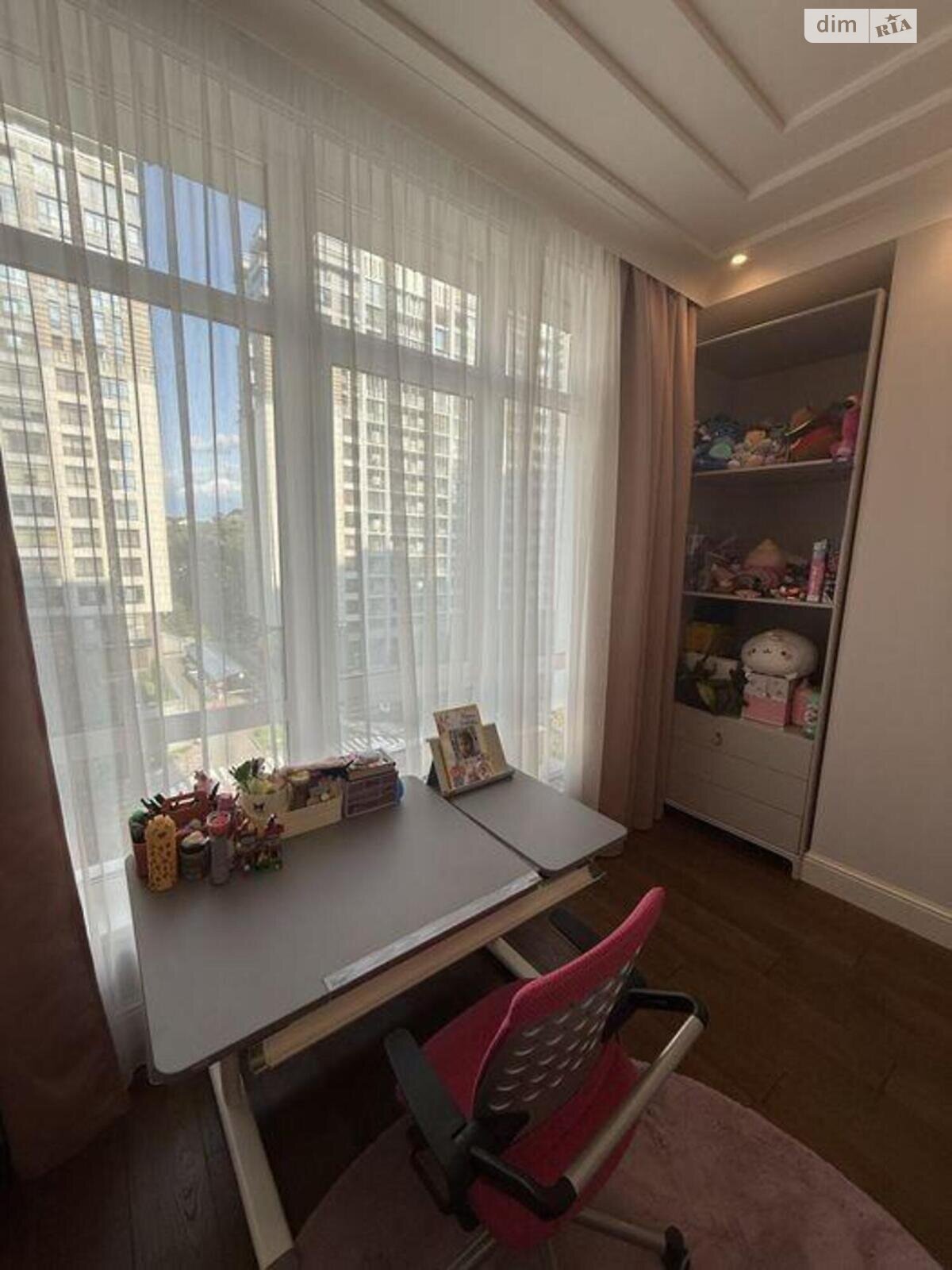 Продаж чотирикімнатної квартири в Києві, на вул. Андрія Верхогляда 12, район Чорна Гора фото 1