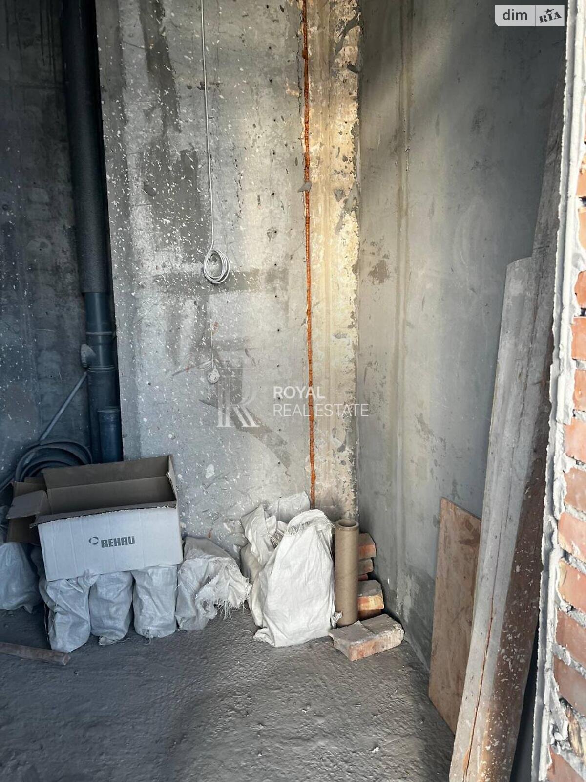 Продажа трехкомнатной квартиры в Киеве, на ул. Андрея Верхогляда 11Б, район Черная Гора фото 1