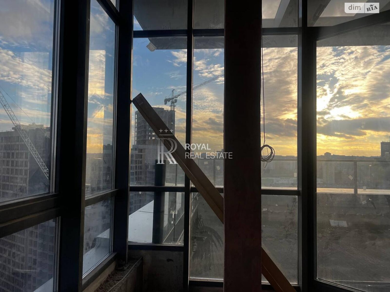 Продажа трехкомнатной квартиры в Киеве, на ул. Андрея Верхогляда 11Б, район Черная Гора фото 1