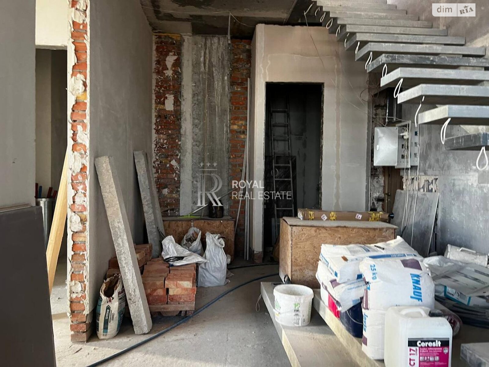 Продажа трехкомнатной квартиры в Киеве, на ул. Андрея Верхогляда 11Б, район Черная Гора фото 1