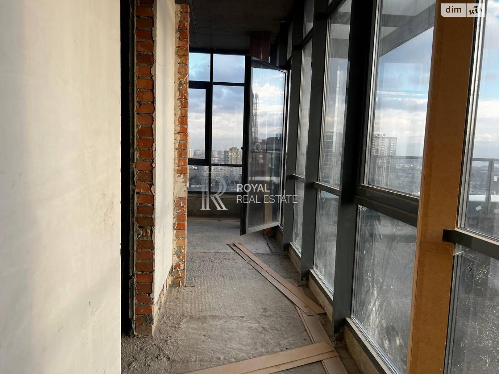 Продажа трехкомнатной квартиры в Киеве, на ул. Андрея Верхогляда 11Б, район Черная Гора фото 1