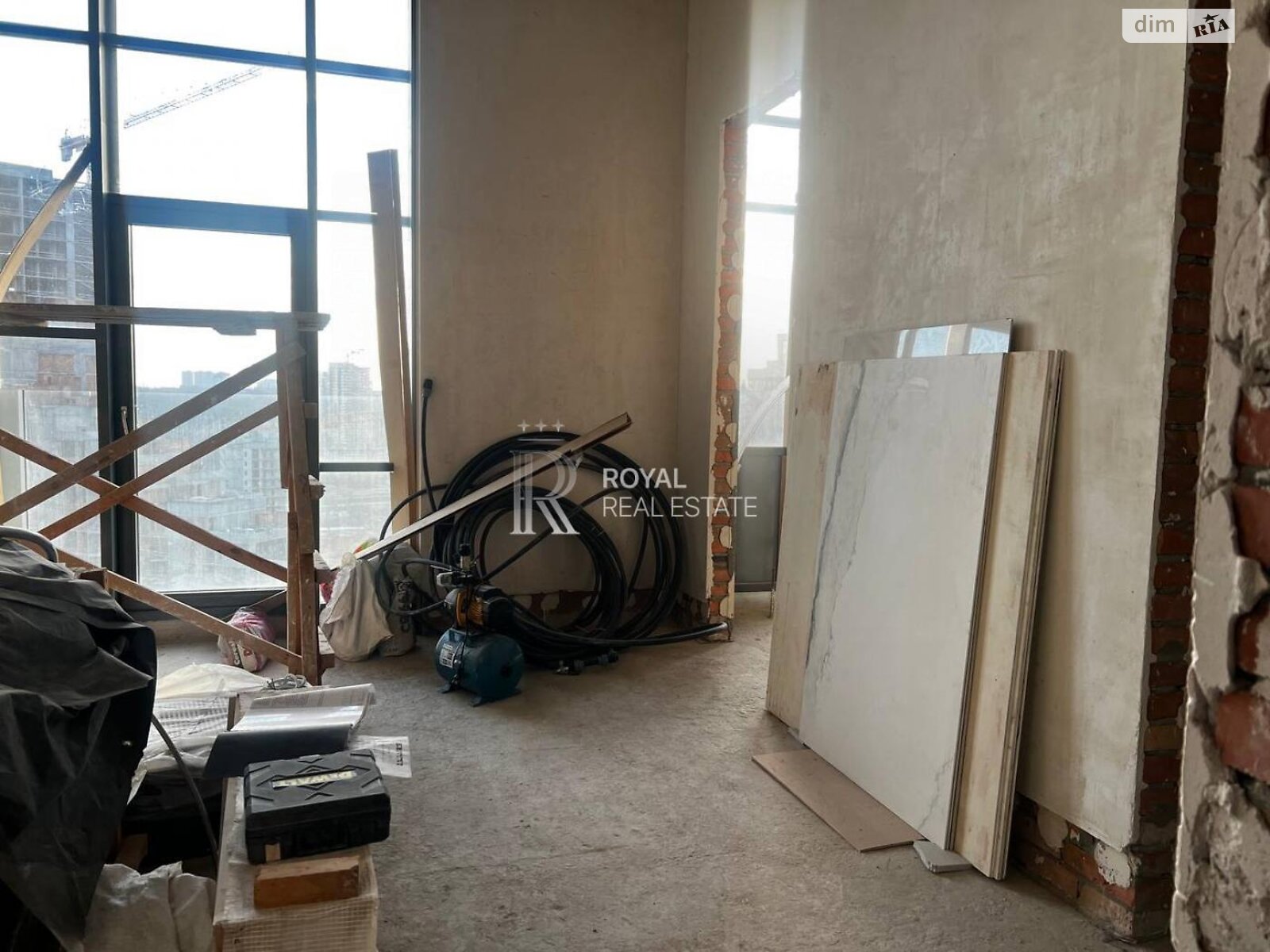 Продажа трехкомнатной квартиры в Киеве, на ул. Андрея Верхогляда 11Б, район Черная Гора фото 1