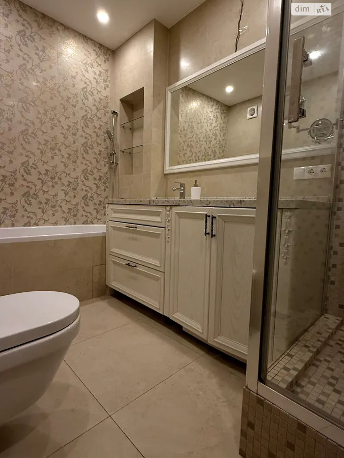 Продаж двокімнатної квартири в Києві, на вул. Андрія Верхогляда 2А, район Чорна Гора фото 1