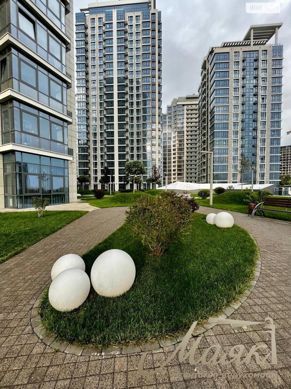 Продажа трехкомнатной квартиры в Киеве, на ул. Андрея Верхогляда 19Б, район Черная Гора фото 1