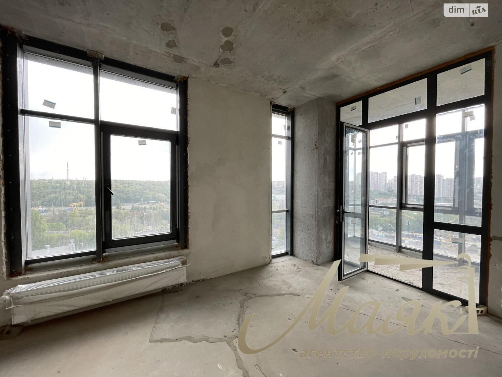 Продажа трехкомнатной квартиры в Киеве, на ул. Андрея Верхогляда 19Б, район Черная Гора фото 1