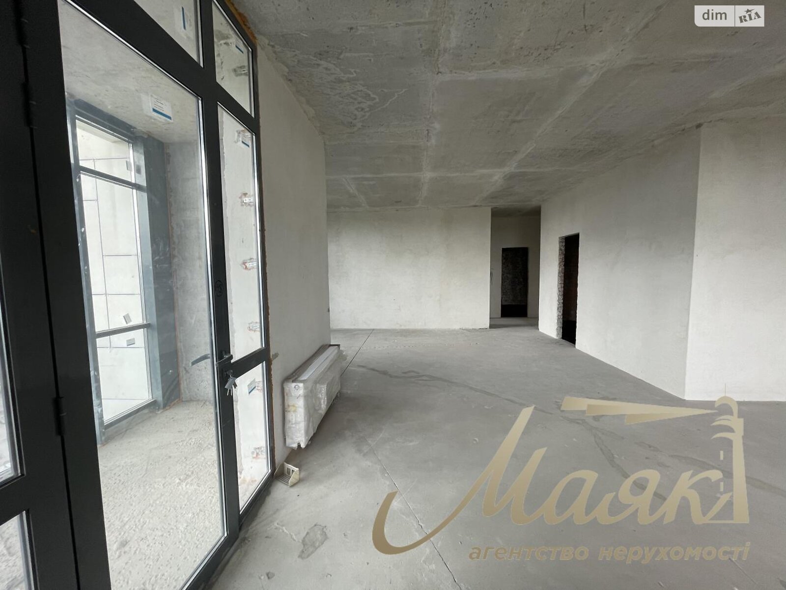 Продажа трехкомнатной квартиры в Киеве, на ул. Андрея Верхогляда 19Б, район Черная Гора фото 1