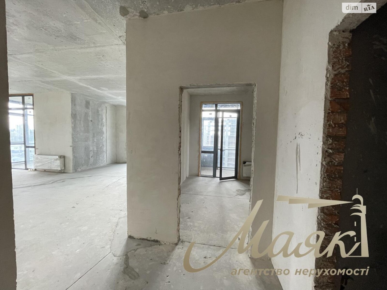 Продажа трехкомнатной квартиры в Киеве, на ул. Андрея Верхогляда 19Б, район Черная Гора фото 1