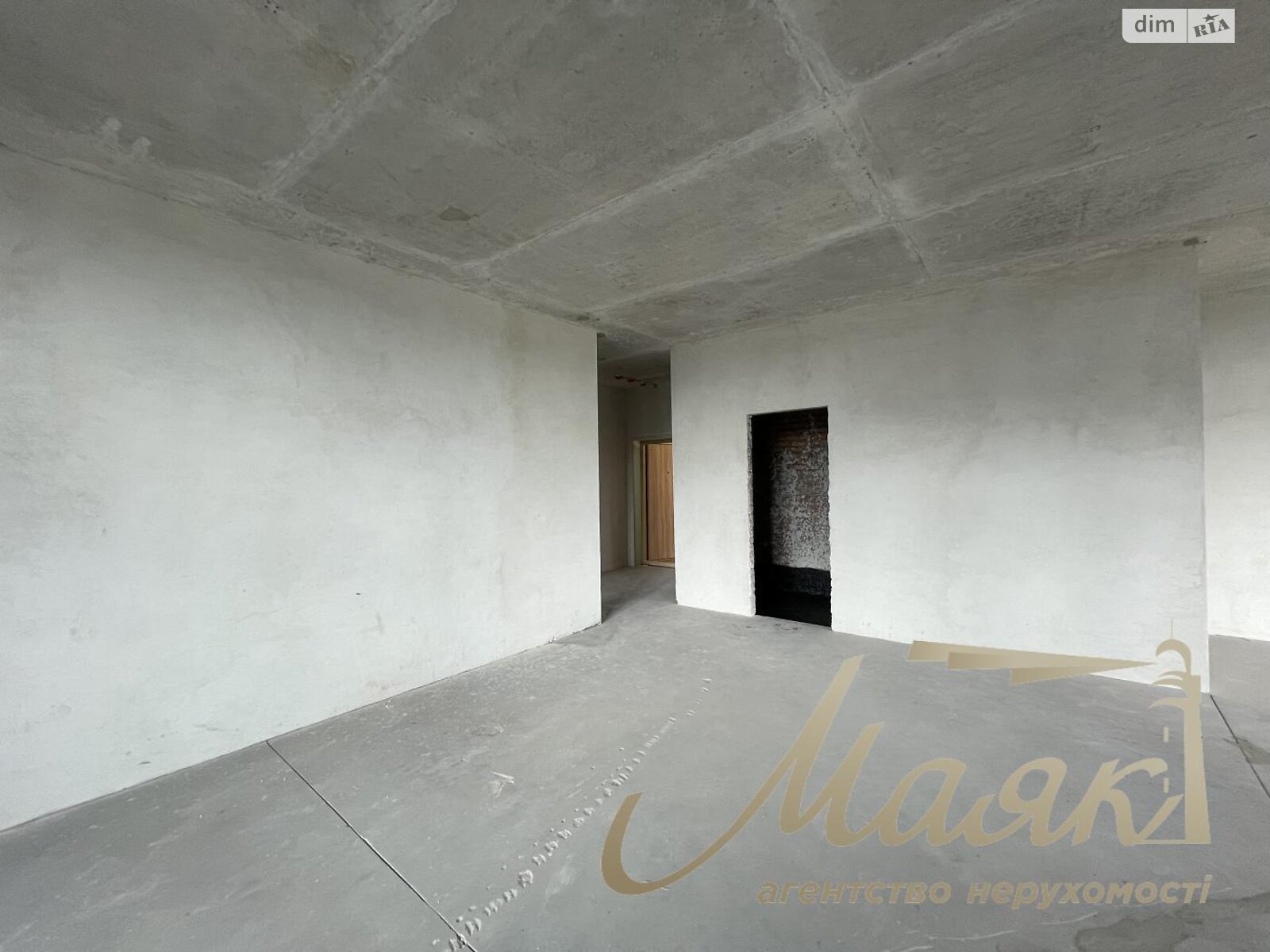 Продажа трехкомнатной квартиры в Киеве, на ул. Андрея Верхогляда 19Б, район Черная Гора фото 1