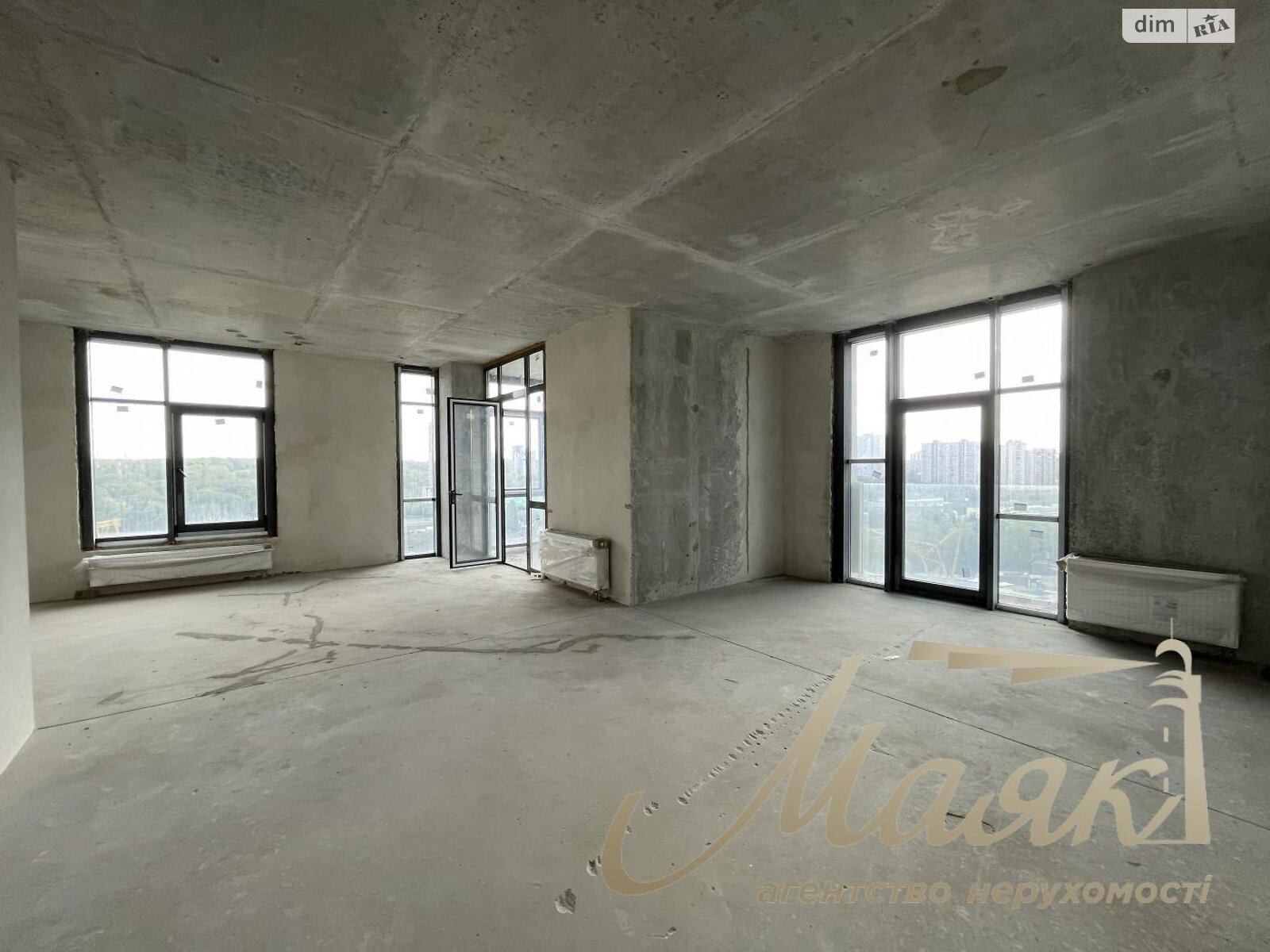 Продажа трехкомнатной квартиры в Киеве, на ул. Андрея Верхогляда 19Б, район Черная Гора фото 1