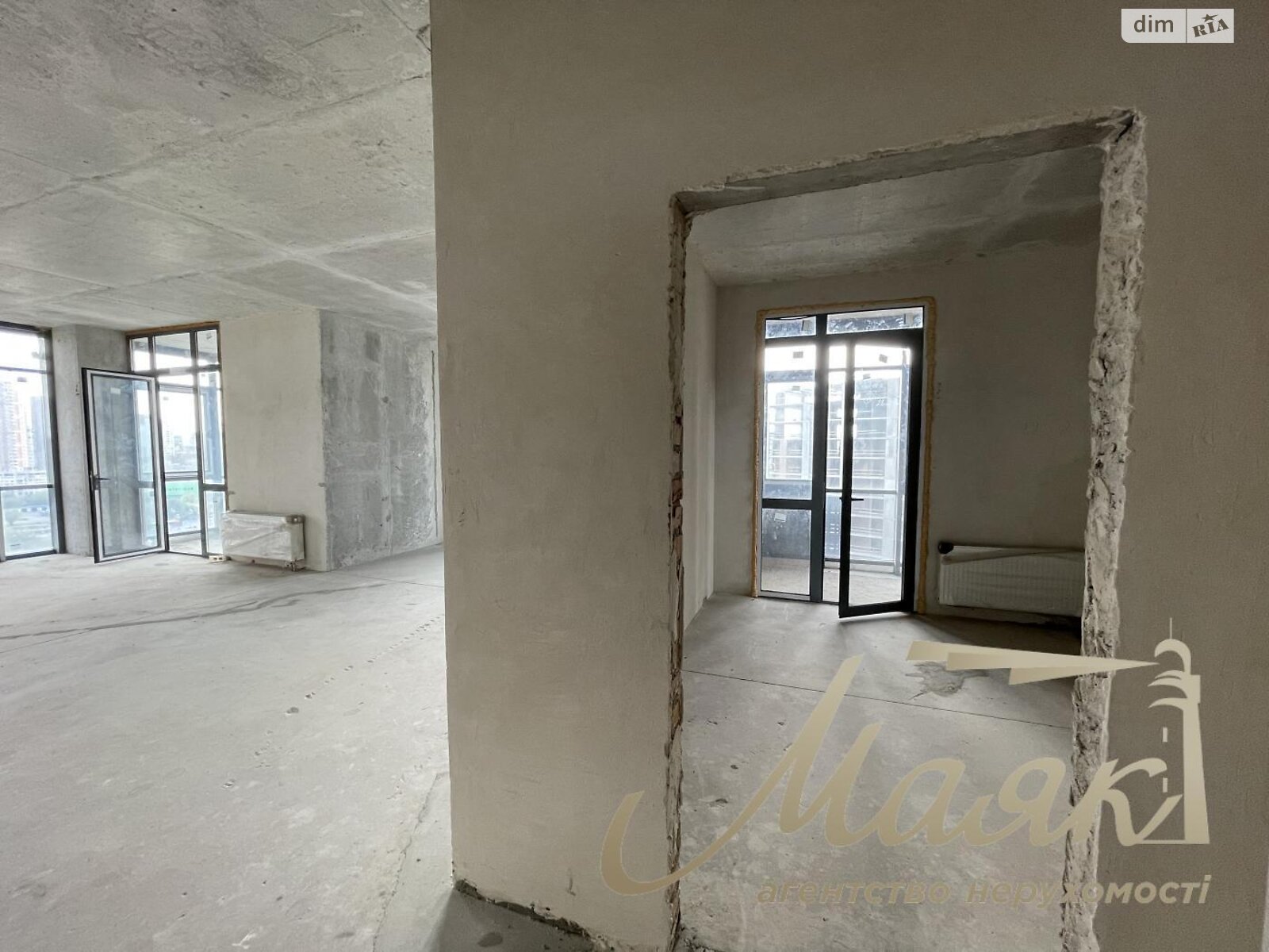 Продажа трехкомнатной квартиры в Киеве, на ул. Андрея Верхогляда 19Б, район Черная Гора фото 1