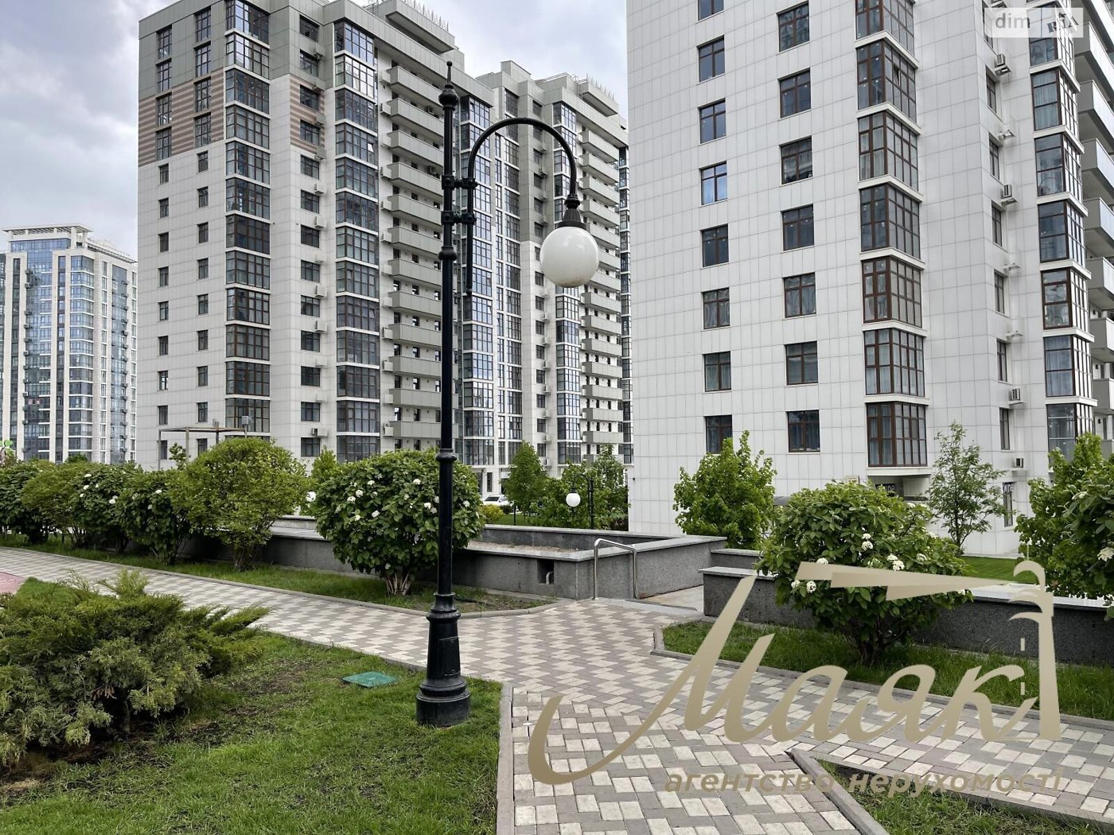 Продажа трехкомнатной квартиры в Киеве, на ул. Андрея Верхогляда 19Б, район Черная Гора фото 1