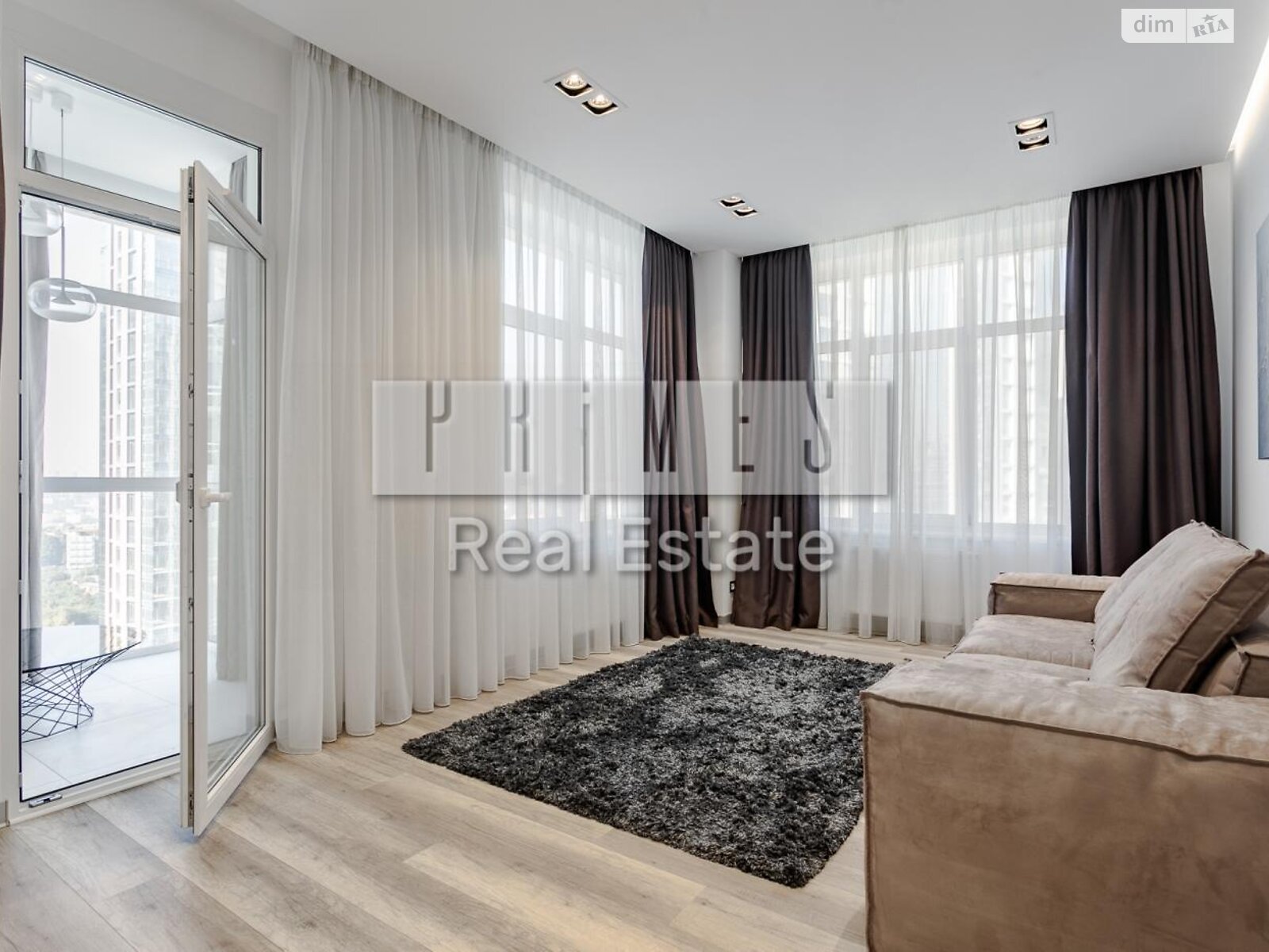 Продаж трикімнатної квартири в Києві, на вул. Андрія Верхогляда 17, район Чорна Гора фото 1