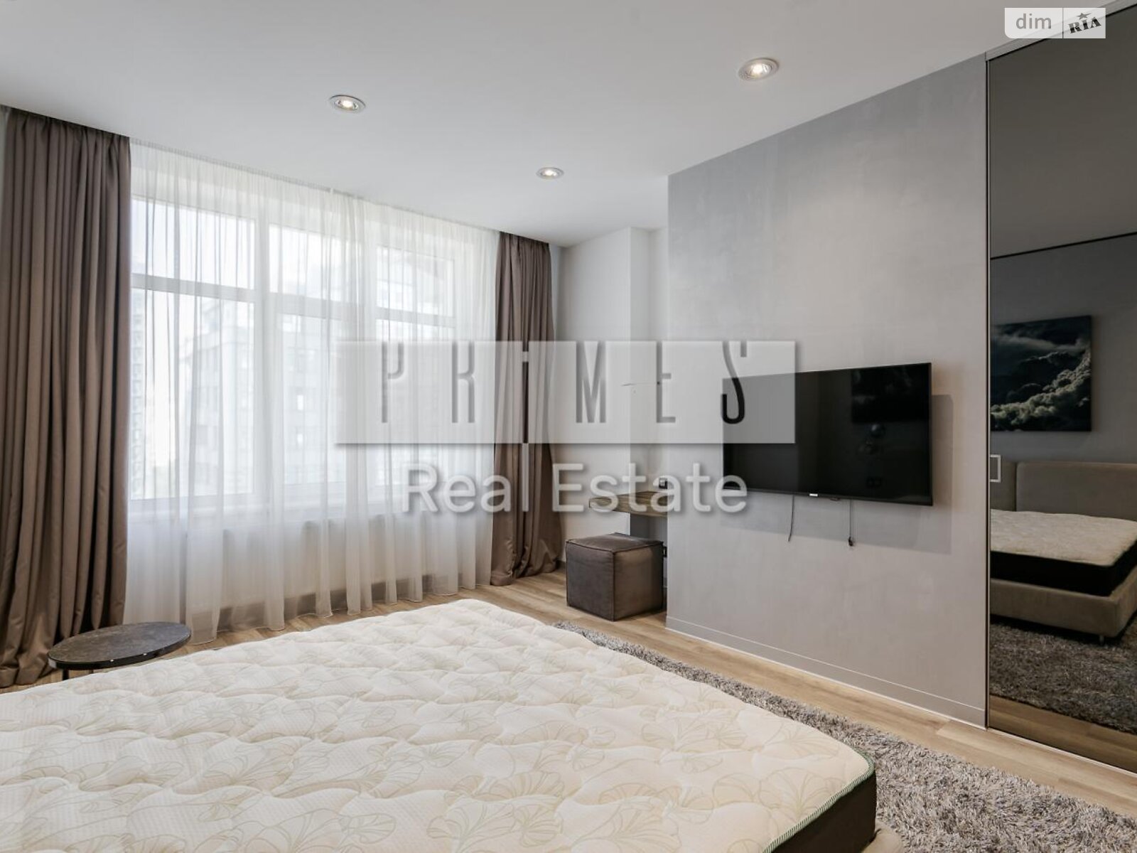 Продаж трикімнатної квартири в Києві, на вул. Андрія Верхогляда 17, район Чорна Гора фото 1