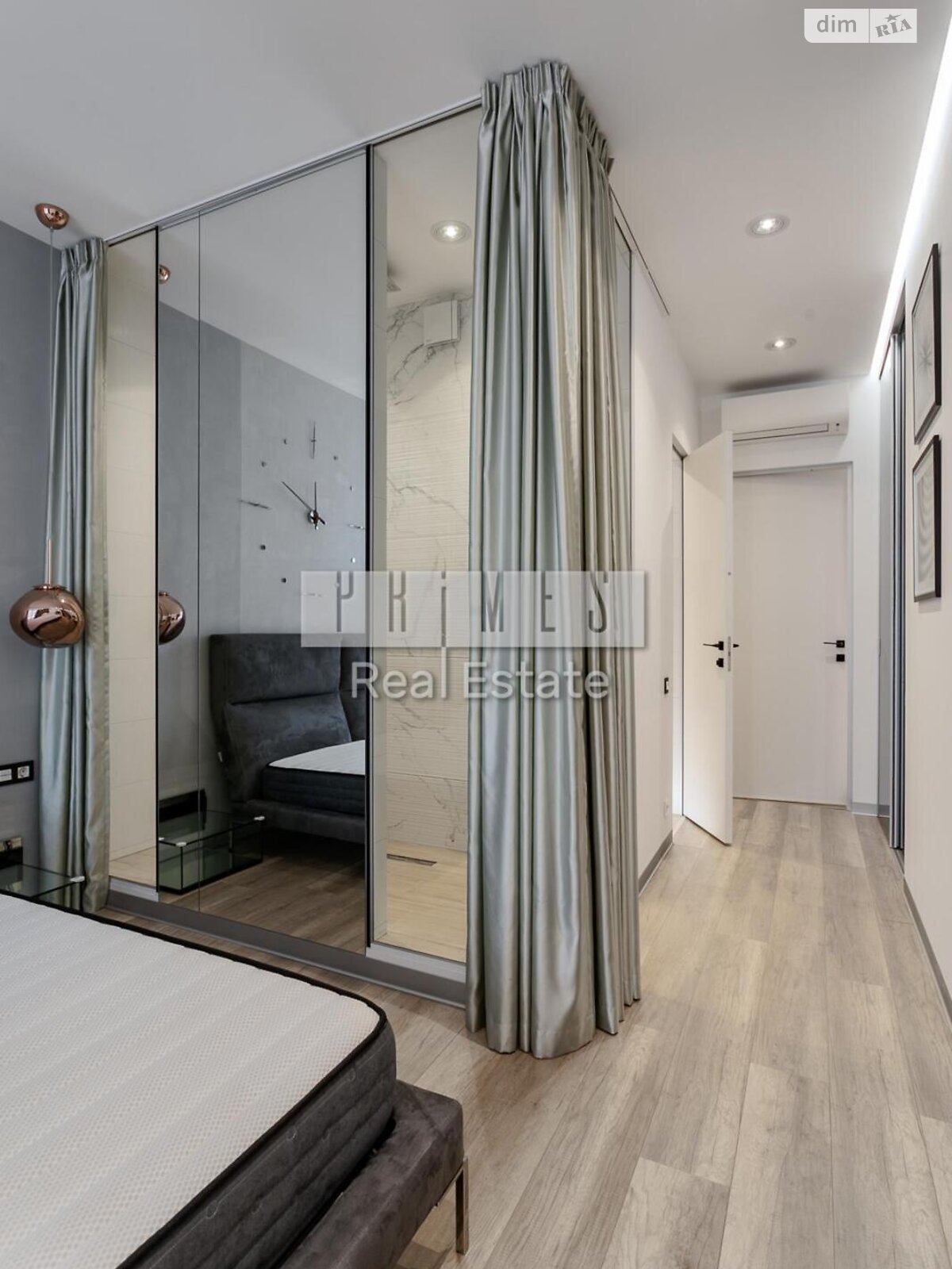 Продаж трикімнатної квартири в Києві, на вул. Андрія Верхогляда 17, район Чорна Гора фото 1