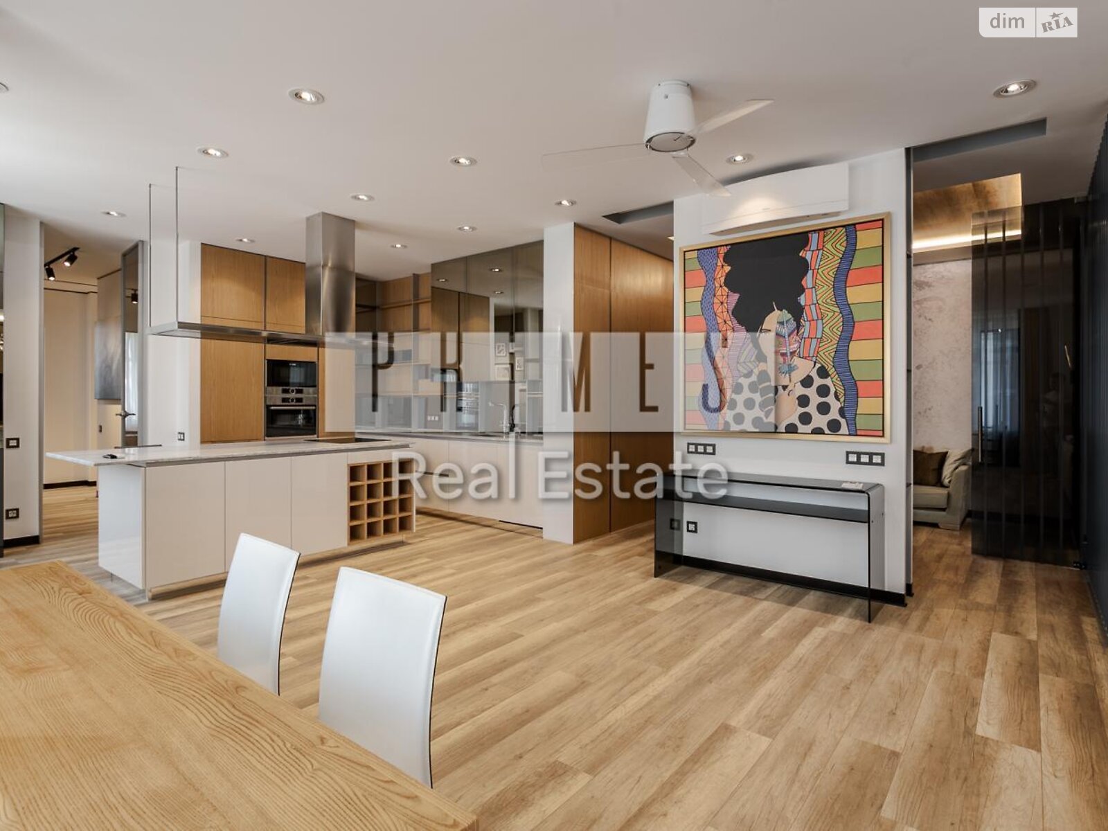 Продаж трикімнатної квартири в Києві, на вул. Андрія Верхогляда 17, район Чорна Гора фото 1